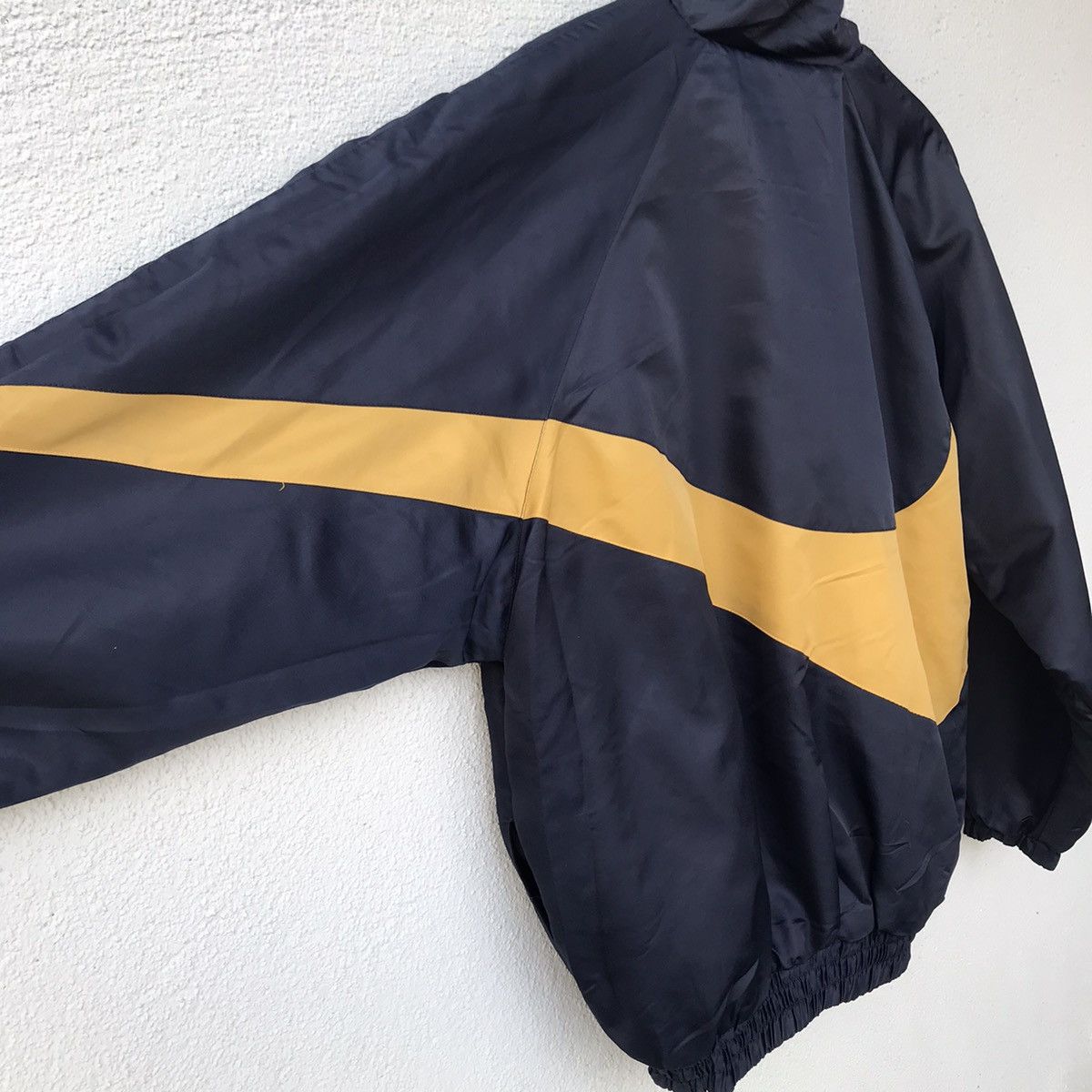 Nike Vintage Nike Big Logo Reversible Fleece Jacket Size US XXL / EU 58 / 5 - 11 Thumbnail