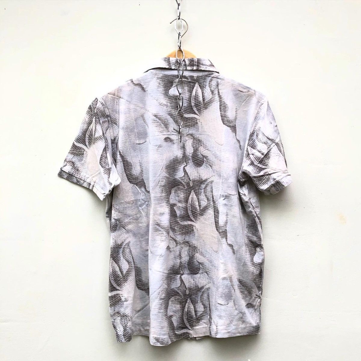 Hugo Boss HUGO BOSS BUTTON SHIRT MADE IN ITALY Size US M / EU 48-50 / 2 - 2 Thumbnail