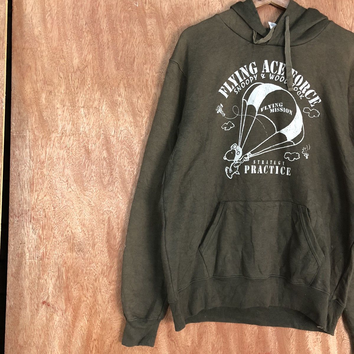 Peanuts Peanut Brown Big Logo faded Hoodies #H230 Size US L / EU 52-54 / 3 - 7 Thumbnail