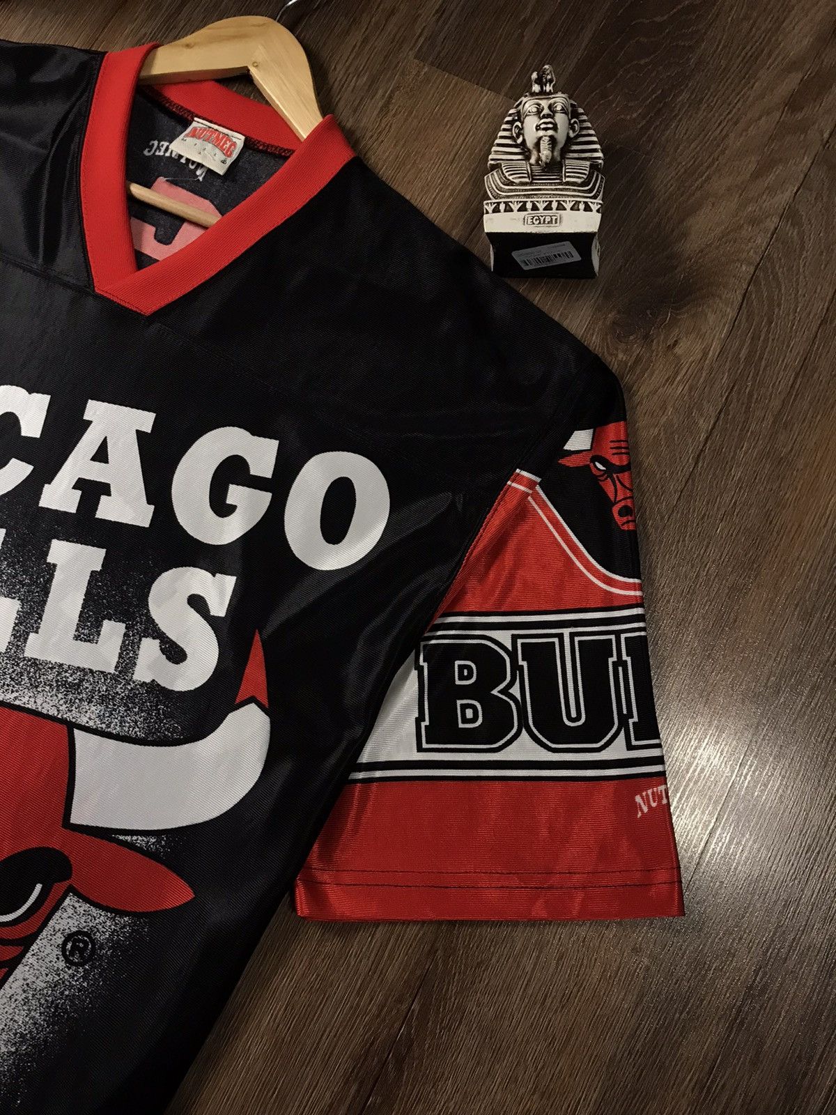 NBA × Vintage Vintage Chicago Bulls Tee Jersey NBA over print Rare Nutmeg Size US L / EU 52-54 / 3 - 9 Thumbnail