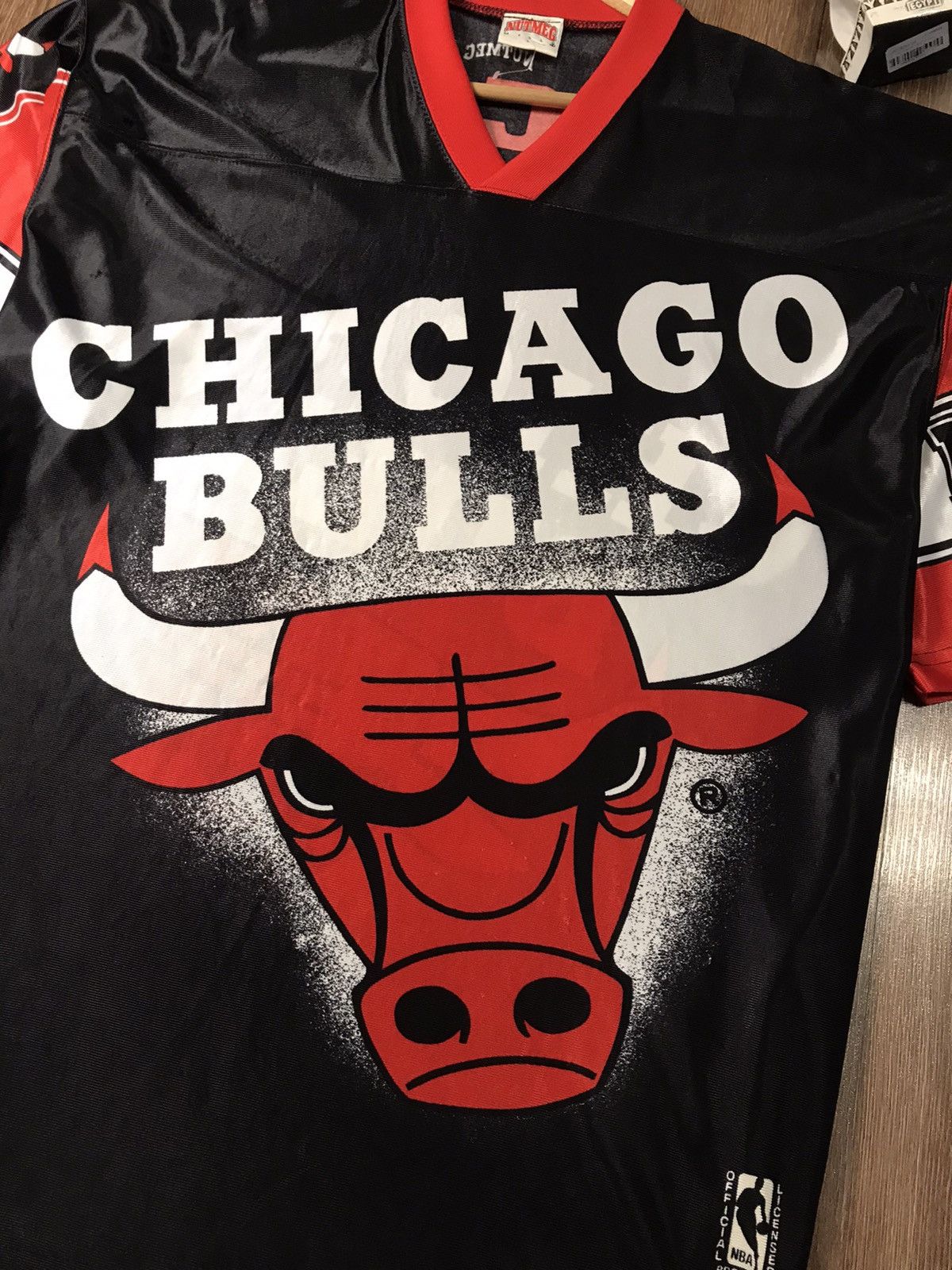 NBA × Vintage Vintage Chicago Bulls Tee Jersey NBA over print Rare Nutmeg Size US L / EU 52-54 / 3 - 8 Thumbnail