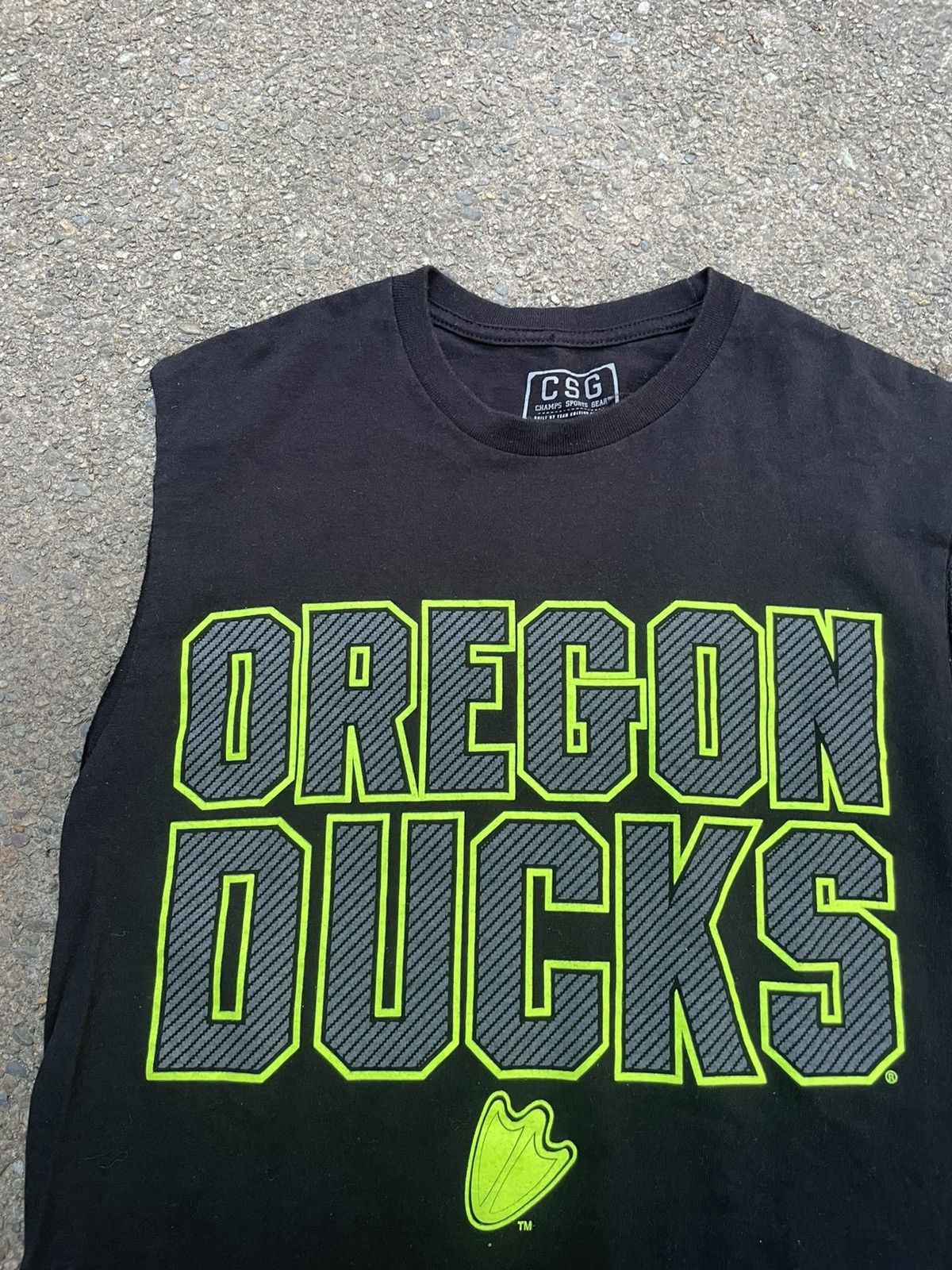 NCAA Y2K OREGON DUCKS college Activewear Tank Top Shirt Vintage Size US S / EU 44-46 / 1 - 1 Thumbnail