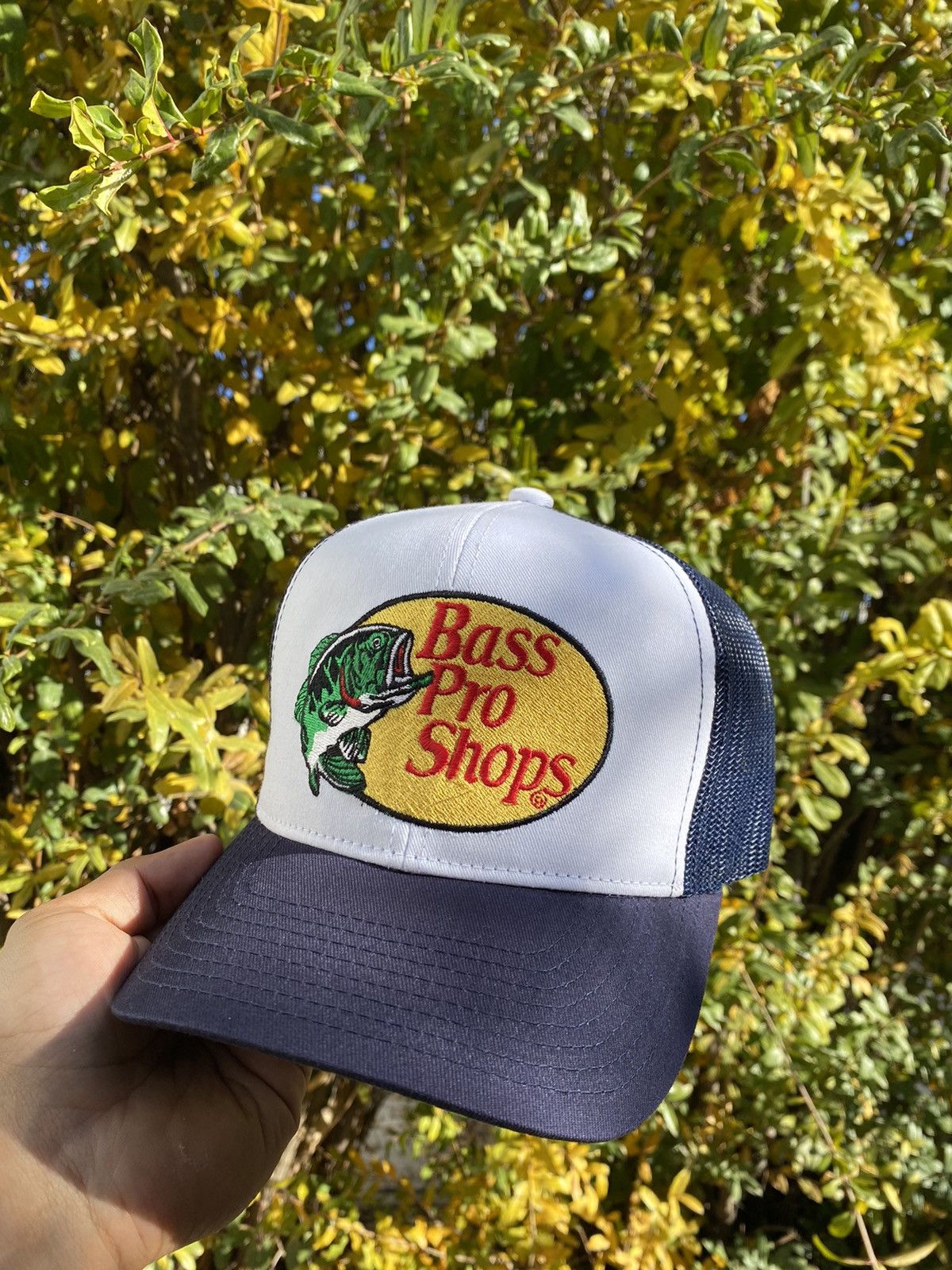 Bass Pro Shops × Vintage Bass pro shops trucker hat Size ONE SIZE - 1 Thumbnail