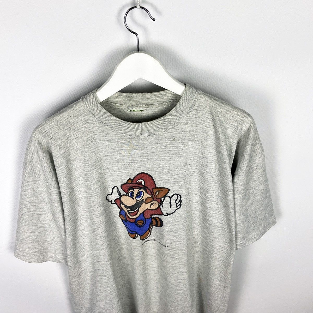 Nintendo Vintage 90s rare Racoon Super Mario Bros 3 USA Nintendo tee Size US L / EU 52-54 / 3 - 2 Thumbnail