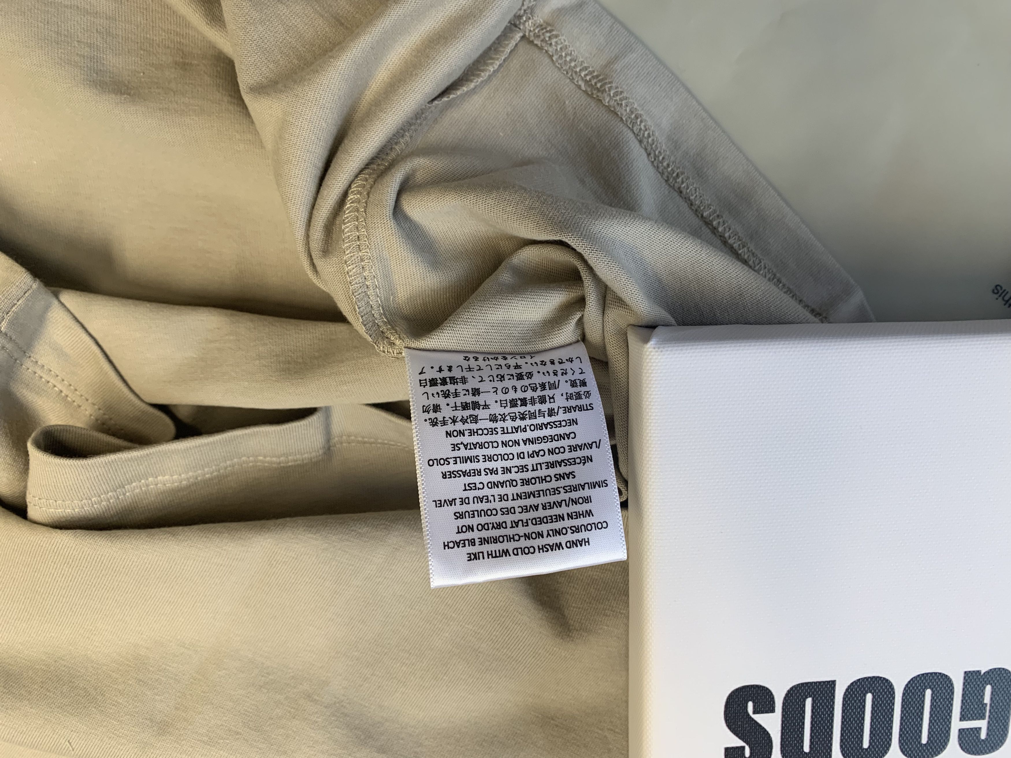Fear of God Fear of God Essentials Core Collection L/S T-shirt Tan XL Size US XL / EU 56 / 4 - 14 Thumbnail