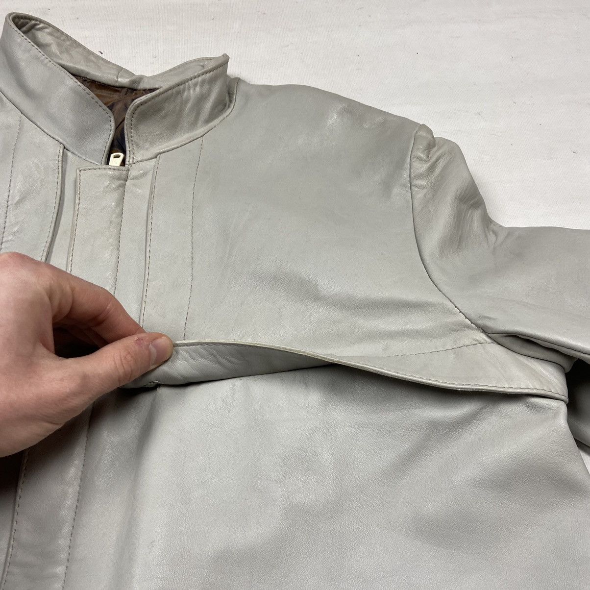Vintage 1990s VINTAGE MINIMALISTIC ARCHIVE LEATHER JACKET - № 2102 Size US M / EU 48-50 / 2 - 7 Thumbnail
