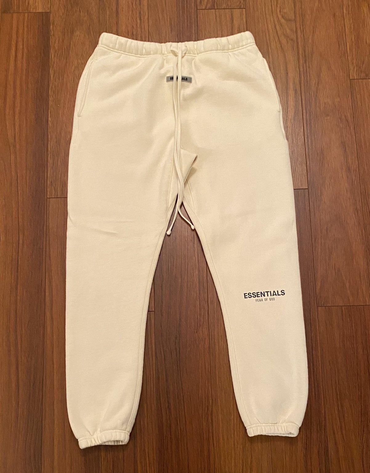 Fear of God Essentials Small deals Buttercream Sweatpants - 100% Authentic