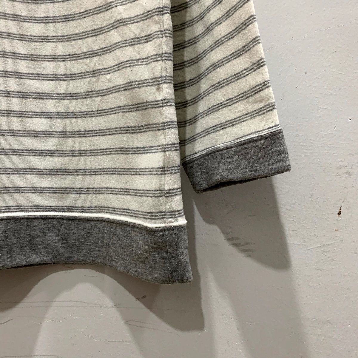 Hanes × Japanese Brand × Vintage HANES Sweatshirt Size L Fits M Size US M / EU 48-50 / 2 - 6 Thumbnail