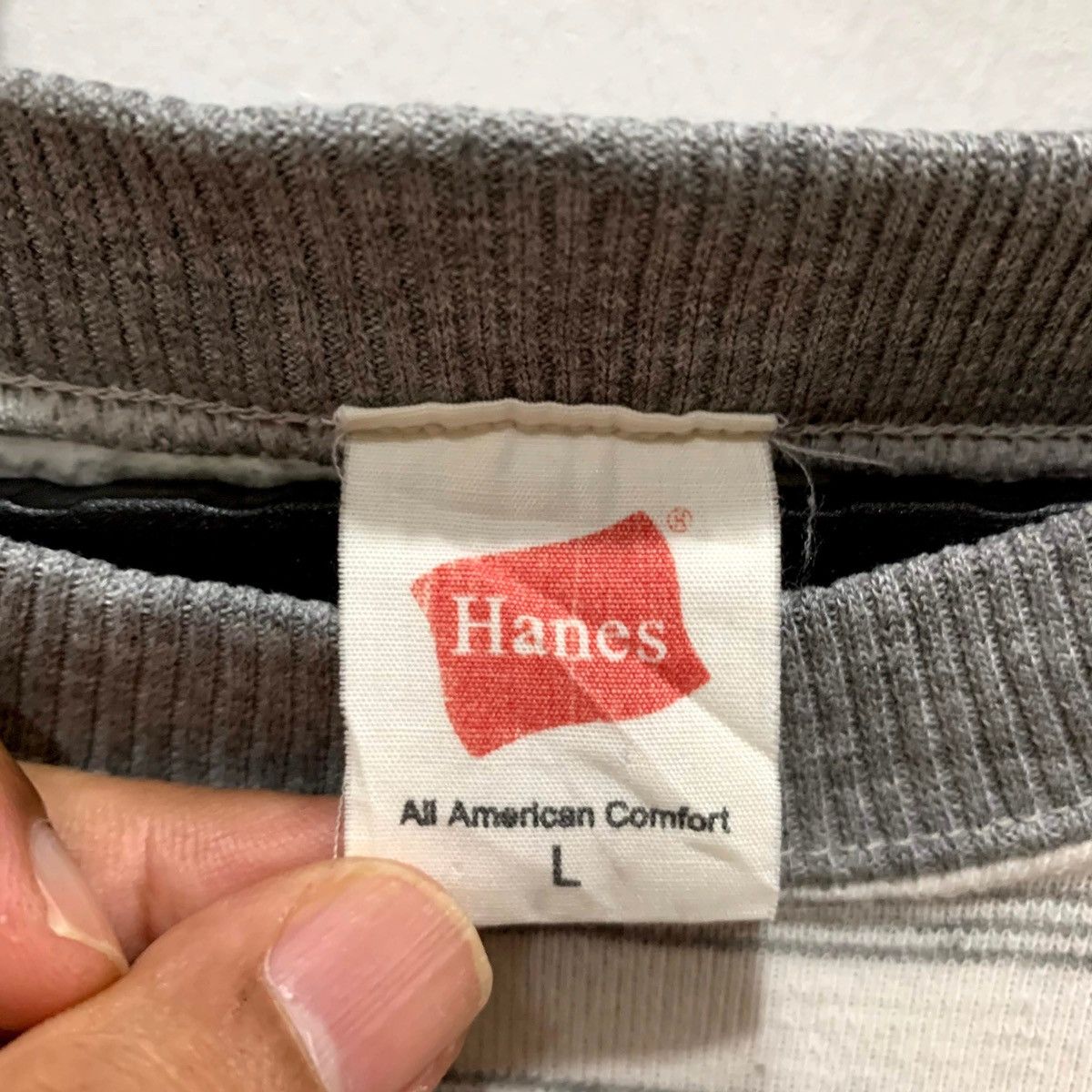 Hanes × Japanese Brand × Vintage HANES Sweatshirt Size L Fits M Size US M / EU 48-50 / 2 - 4 Thumbnail