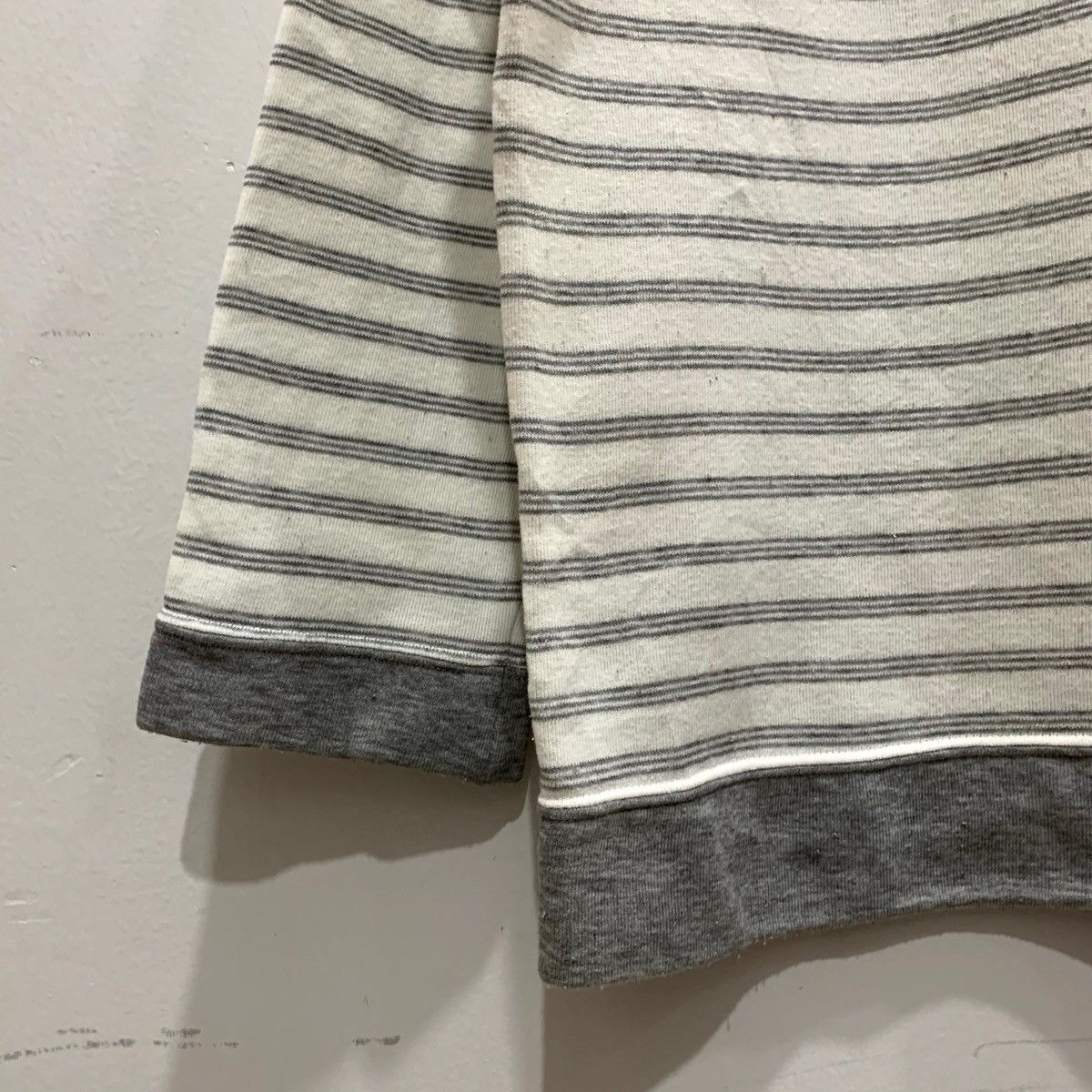 Hanes × Japanese Brand × Vintage HANES Sweatshirt Size L Fits M Size US M / EU 48-50 / 2 - 5 Thumbnail