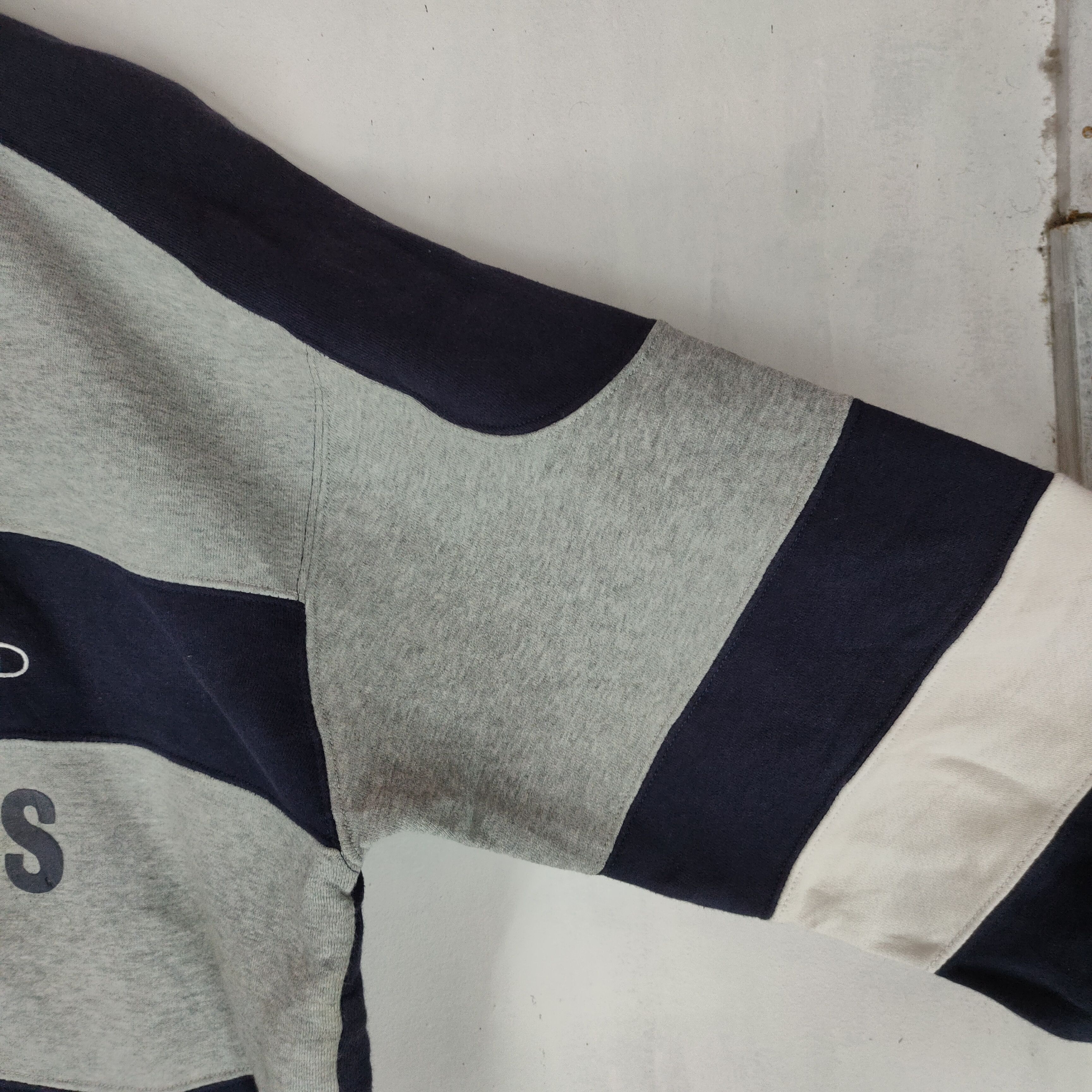 Canterbury of New Zealand × Vintage Vintage CANTERBURY NEW ZEALAND Emb. Spellout Rugby Polo Size US L / EU 52-54 / 3 - 5 Thumbnail