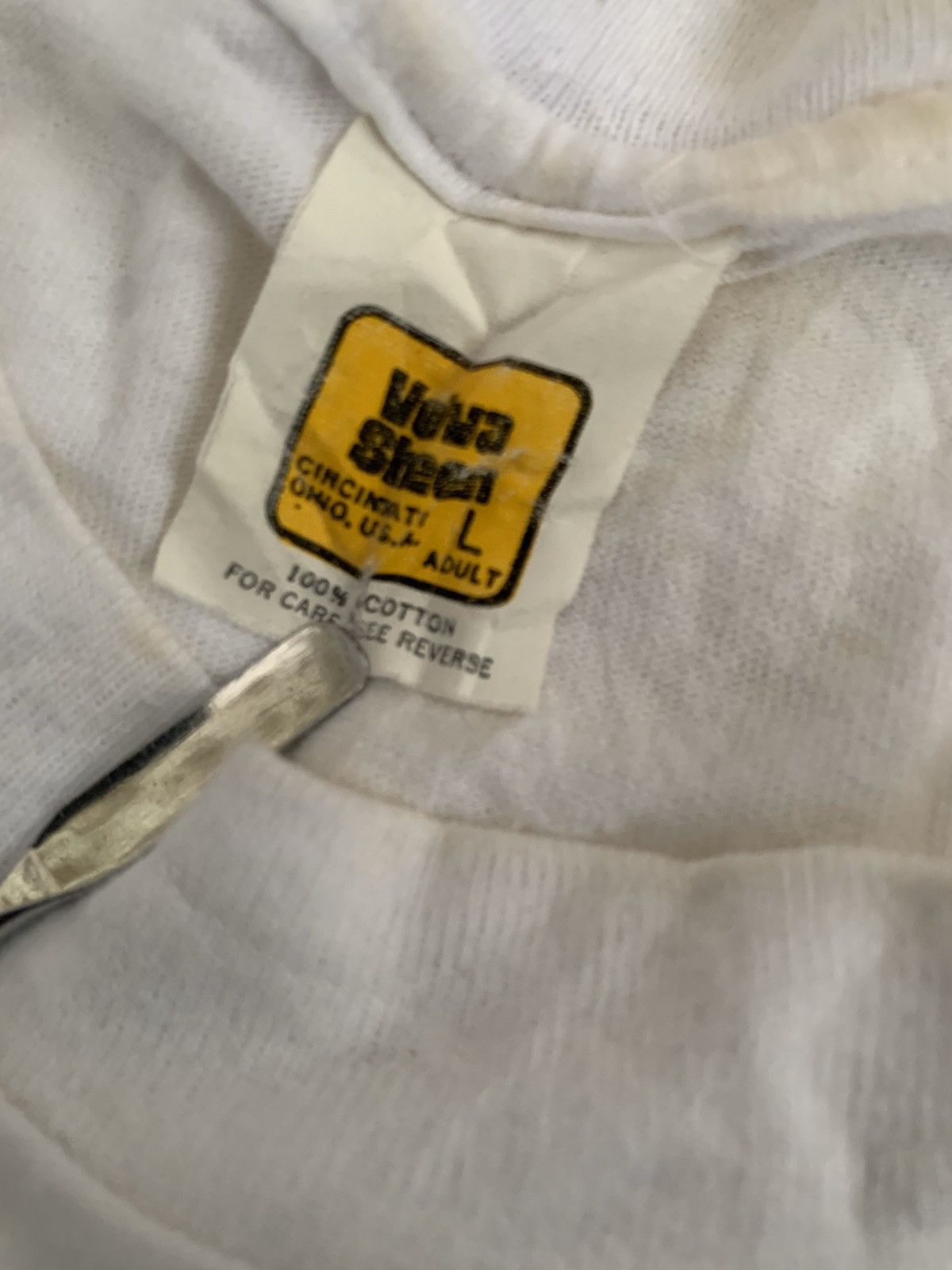 Vintage Vintage 90s 90s Soft Thin University Of Hawaii Tshirt Size US L / EU 52-54 / 3 - 2 Thumbnail