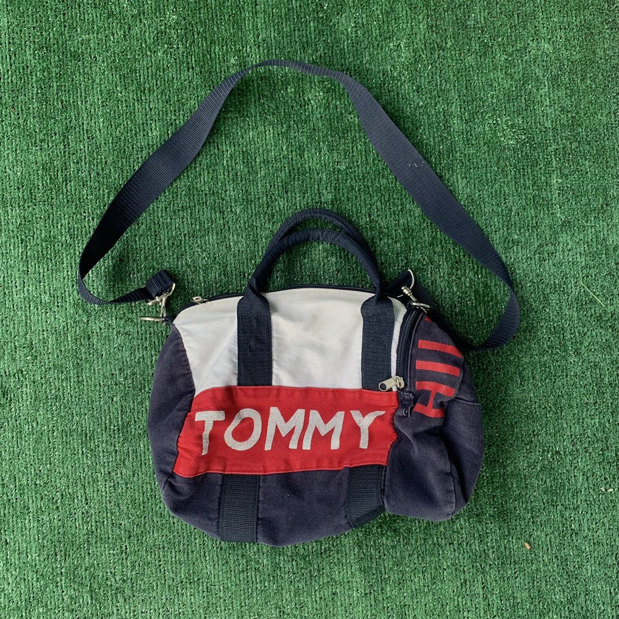 Vintage tommy hilfiger duffle bag hotsell