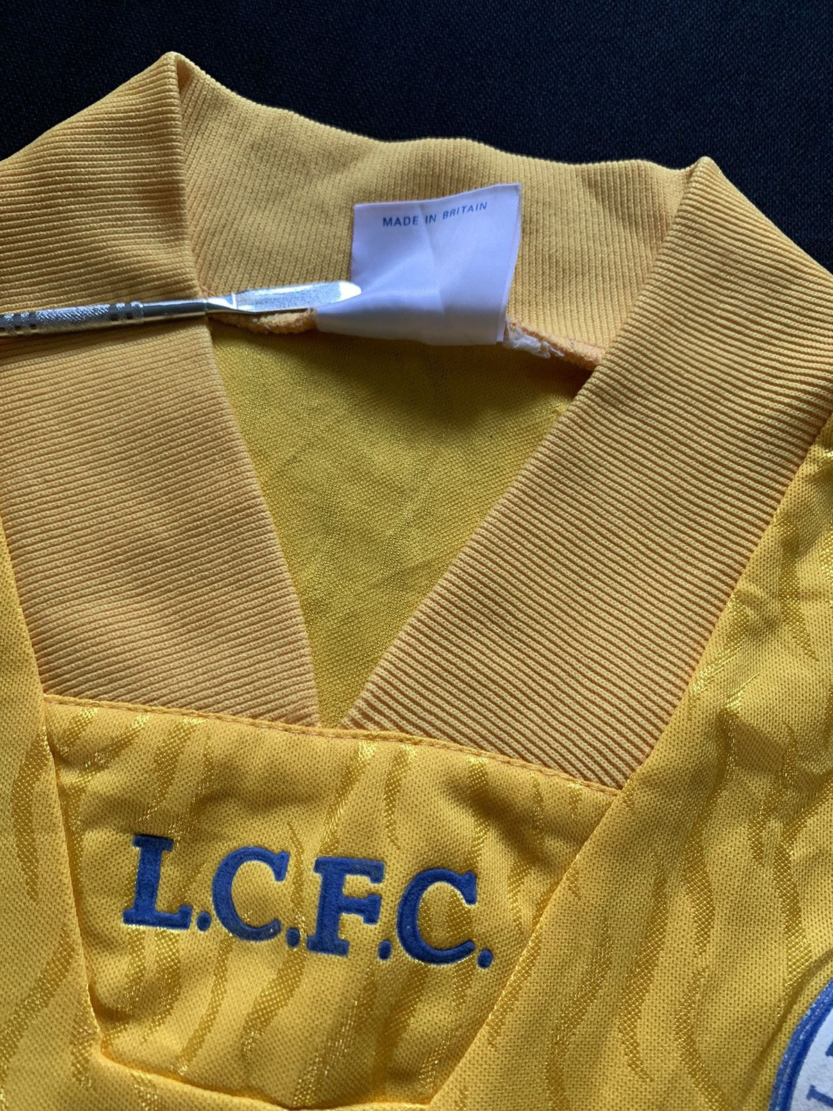 Vintage Vtg 94-96 Leicester City Away Jersey EPL FA Cup Size US L / EU 52-54 / 3 - 6 Thumbnail