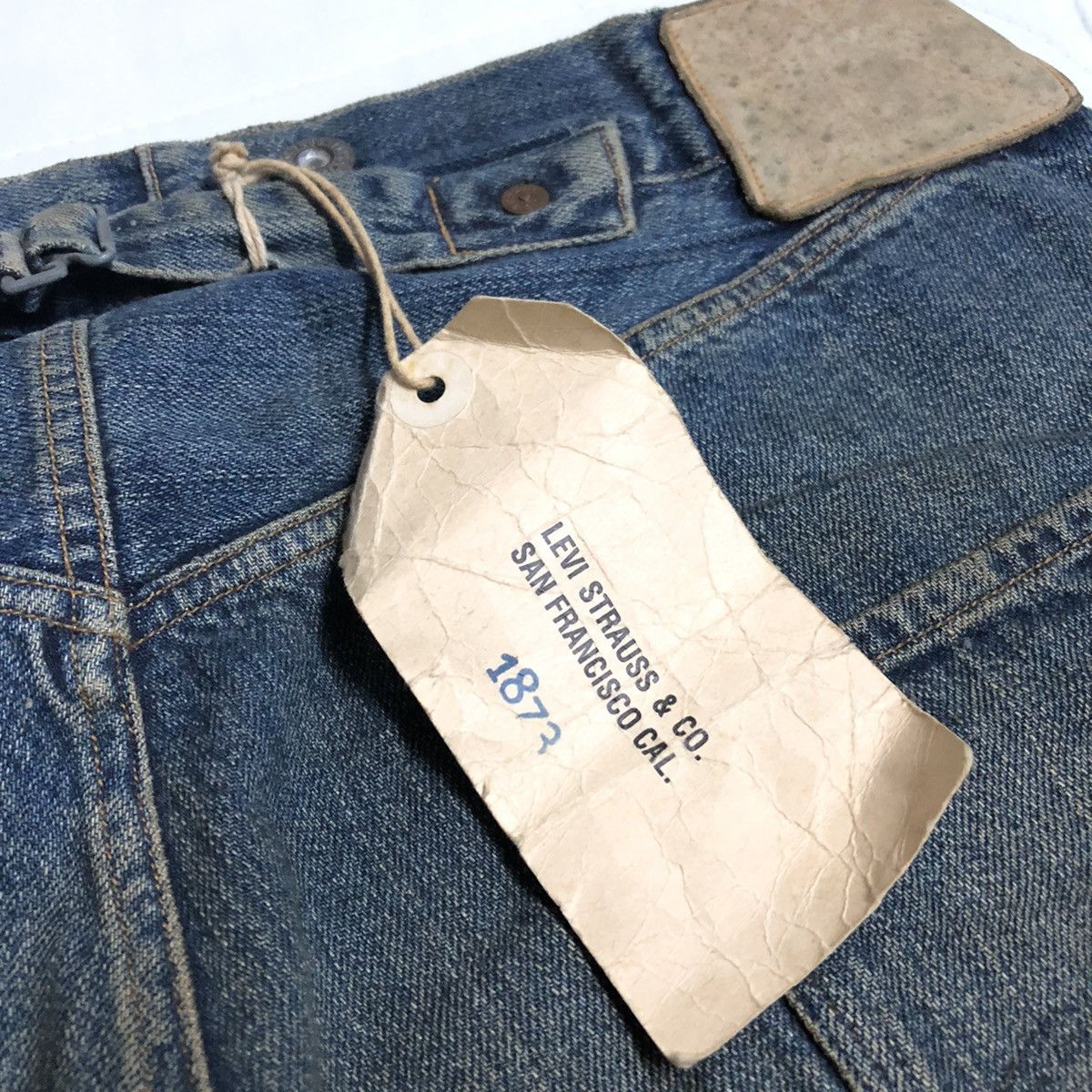 Levi's × Levi's Vintage Clothing Vintage Levi’s LVC 1st Blue Jean Selvedge Buckleback Denim Size US 30 / EU 46 - 16 Thumbnail