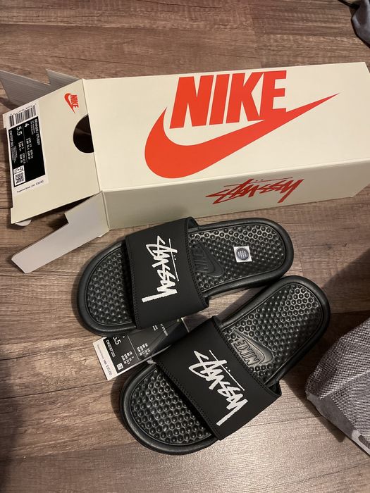 stüssy x nike slides
