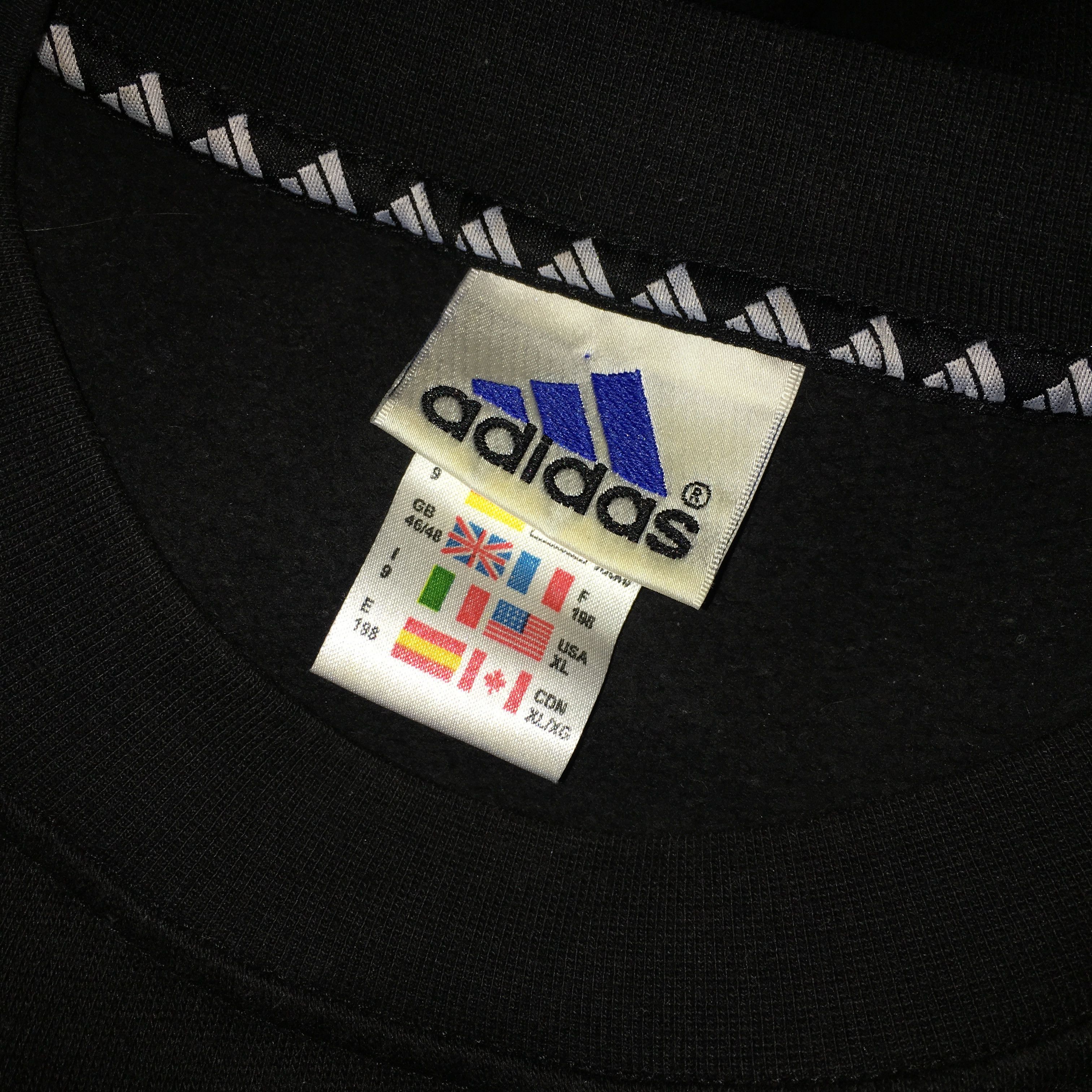 Adidas Adidas Vintage 90s Embroidered Logo Black Sweatshirt Size US XL / EU 56 / 4 - 6 Thumbnail