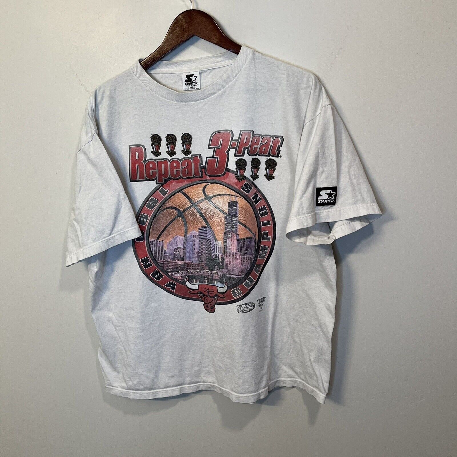 Vintage 1998 Chicago Bulls Repeat 3-Peat Starter Vintage T-shirt | Grailed