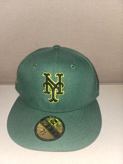 New Era New York Mets Shea Stadium Patch Cardinal UV Hat Club Exclusive 59FIFTY Fitted Hat Olive/Graphite