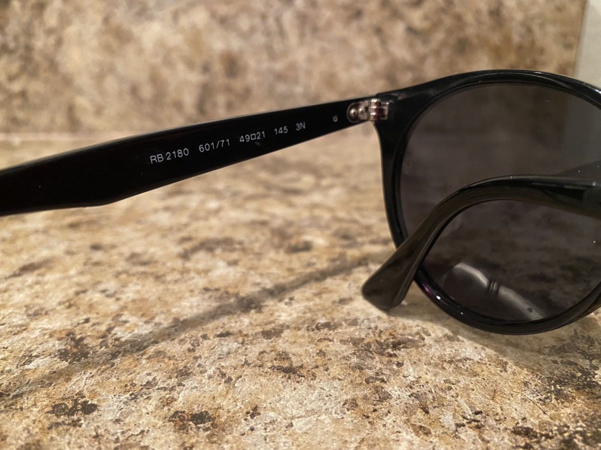 RayBan RAY BAN BLACK CIRCULAR FRAME SUNGLASSES. RB2180 Size ONE SIZE - 2 Thumbnail