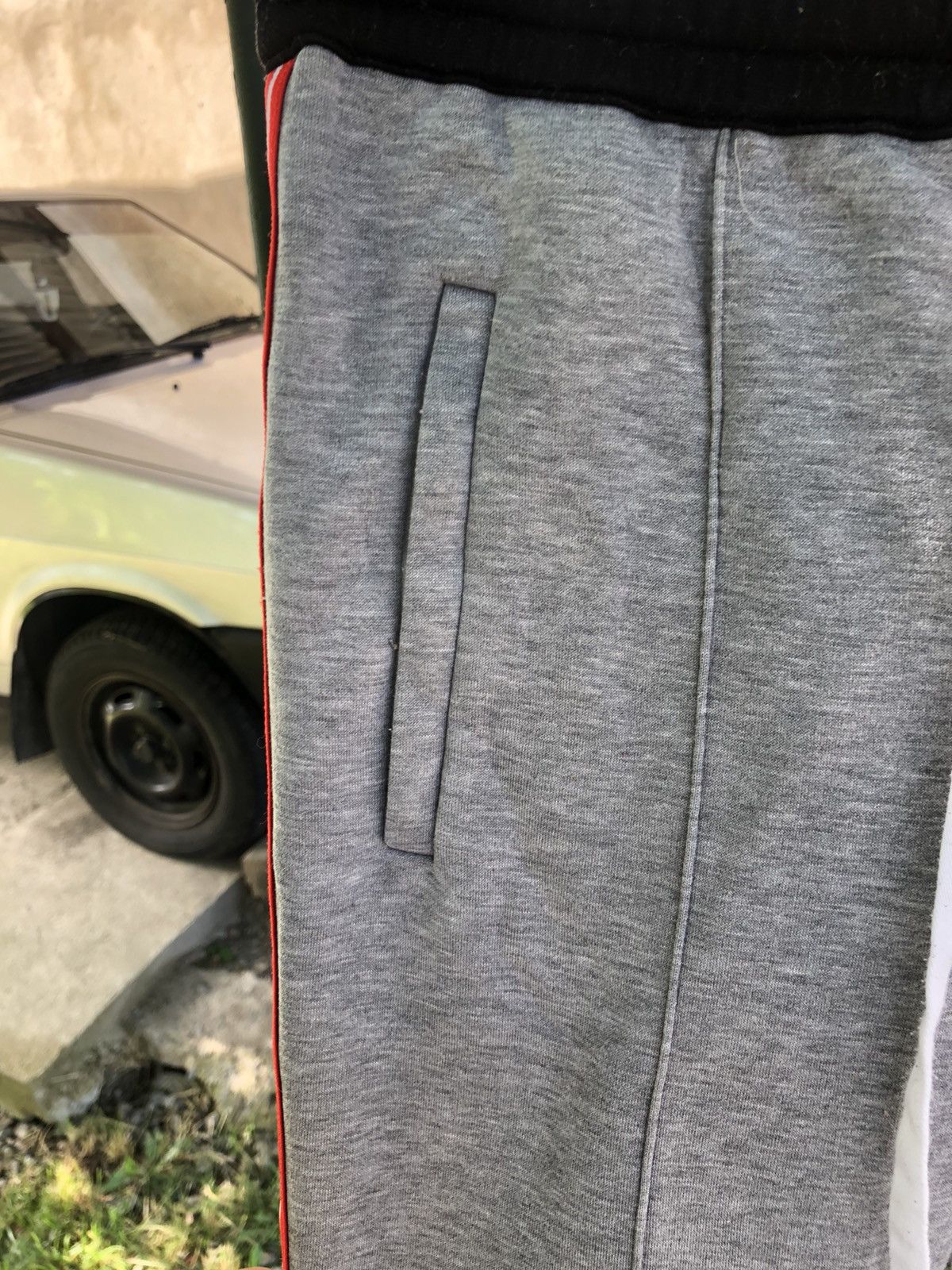 Miu Miu × Prada Miu Miu Logo Side Bands Sweatpants Size US 30 / EU 46 - 4 Thumbnail