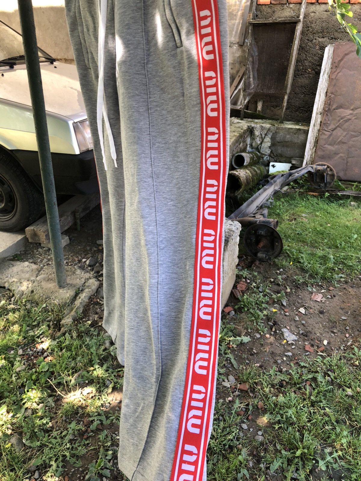 Miu Miu × Prada Miu Miu Logo Side Bands Sweatpants Size US 30 / EU 46 - 2 Thumbnail