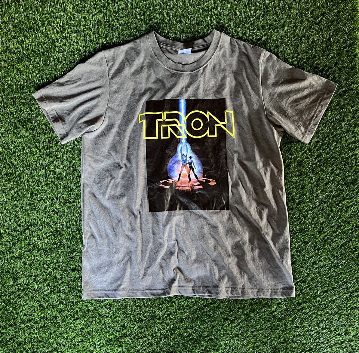 image of Disney x Movie Vintage Tron Movie Tshirt in Grey, Men's (Size XL)