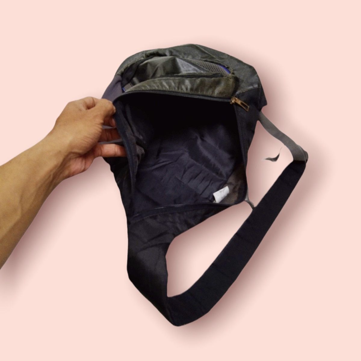 Adidas ADIDAS 3 STRIPES Y2K BODYBAG Size ONE SIZE - 10 Thumbnail