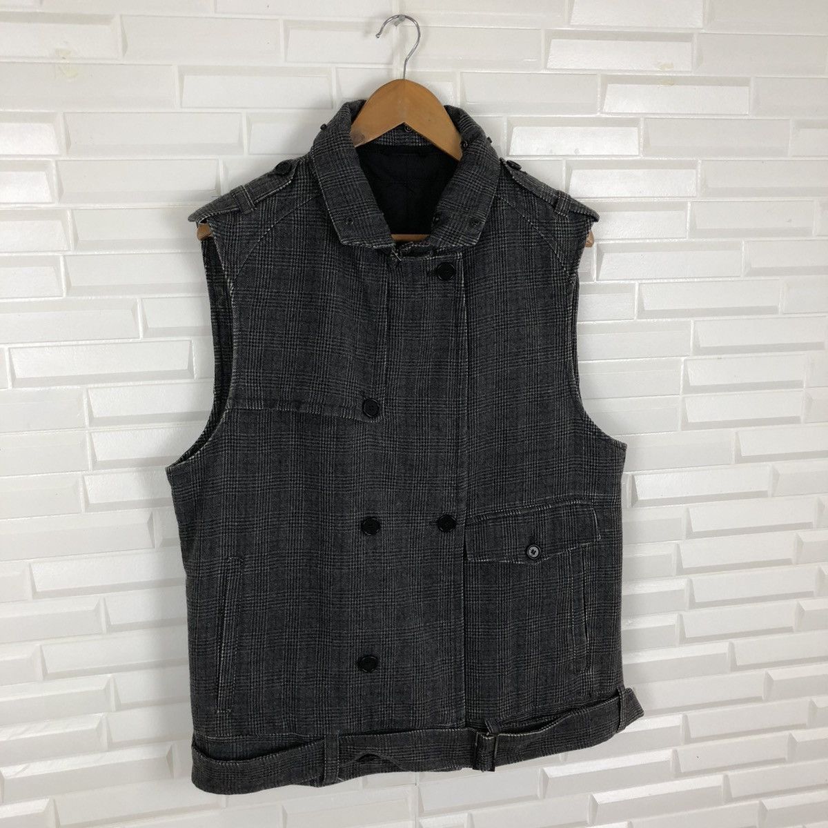 Neil Barrett ✈️🔥NEIL BARRET TRACEY VEST VINTAGE🔥✈️ Size US L / EU 52-54 / 3 - 4 Thumbnail