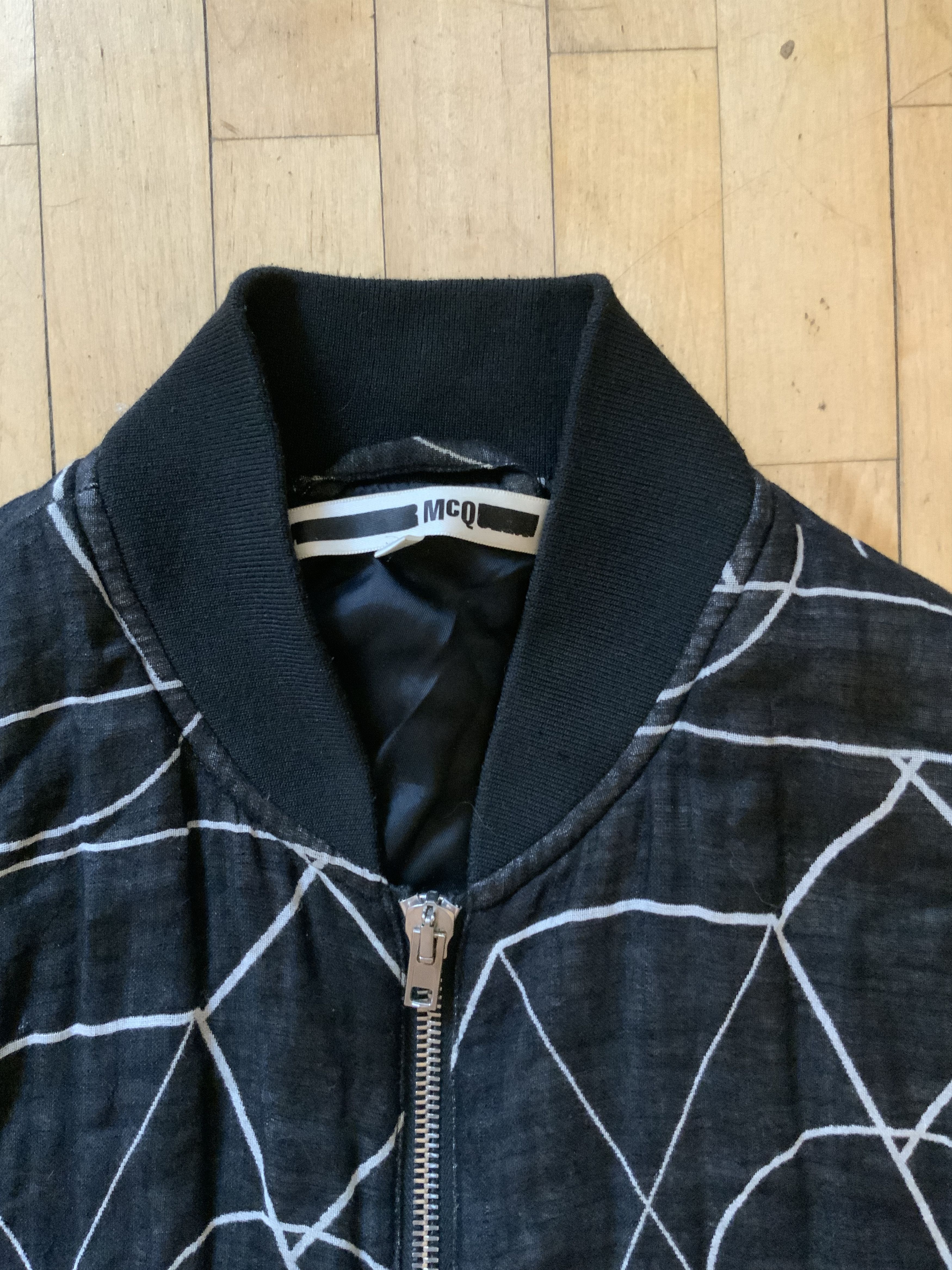 Alexander McQueen Geometric bomber Size US L / EU 52-54 / 3 - 2 Thumbnail