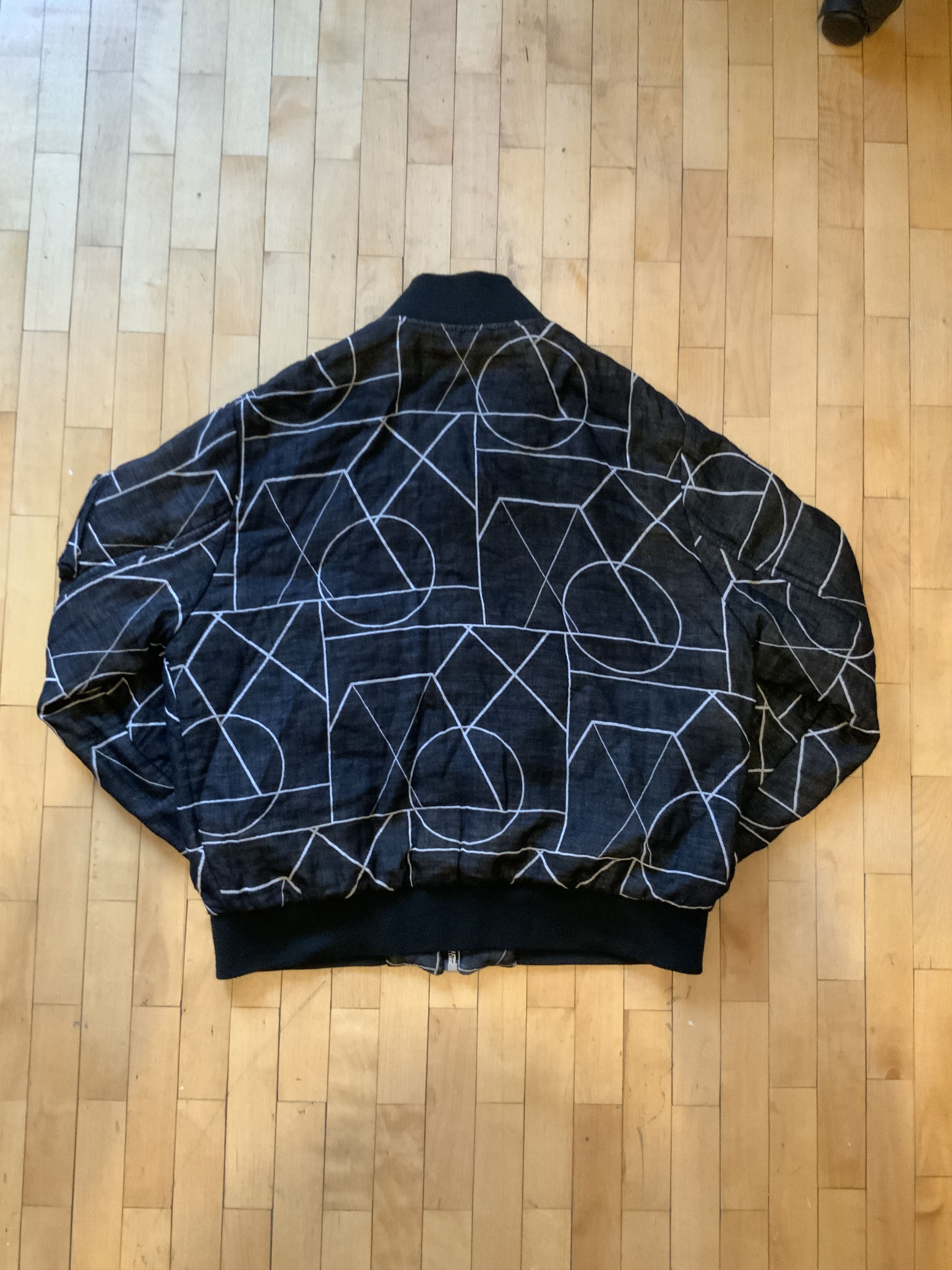 Alexander McQueen Geometric bomber Size US L / EU 52-54 / 3 - 6 Thumbnail