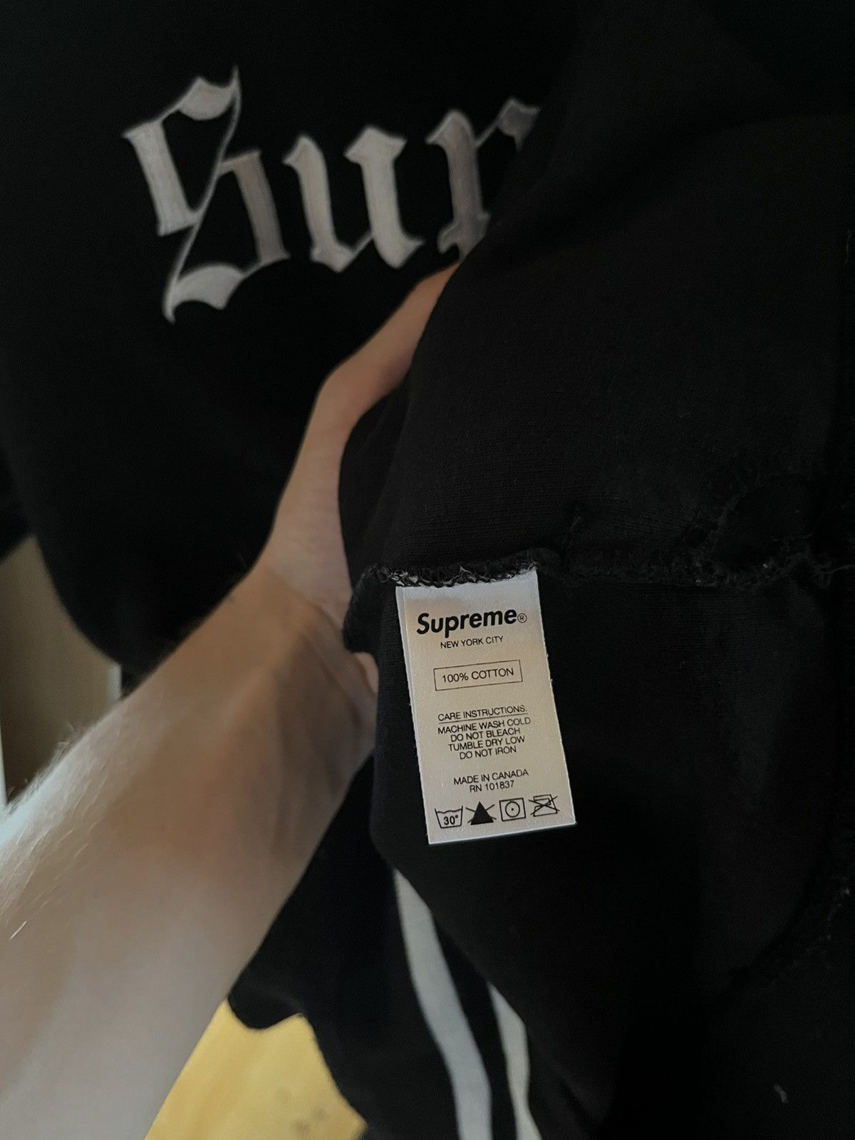Supreme Black Supreme Hoodie with Large Logo on the Chest Size US M / EU 48-50 / 2 - 5 Thumbnail