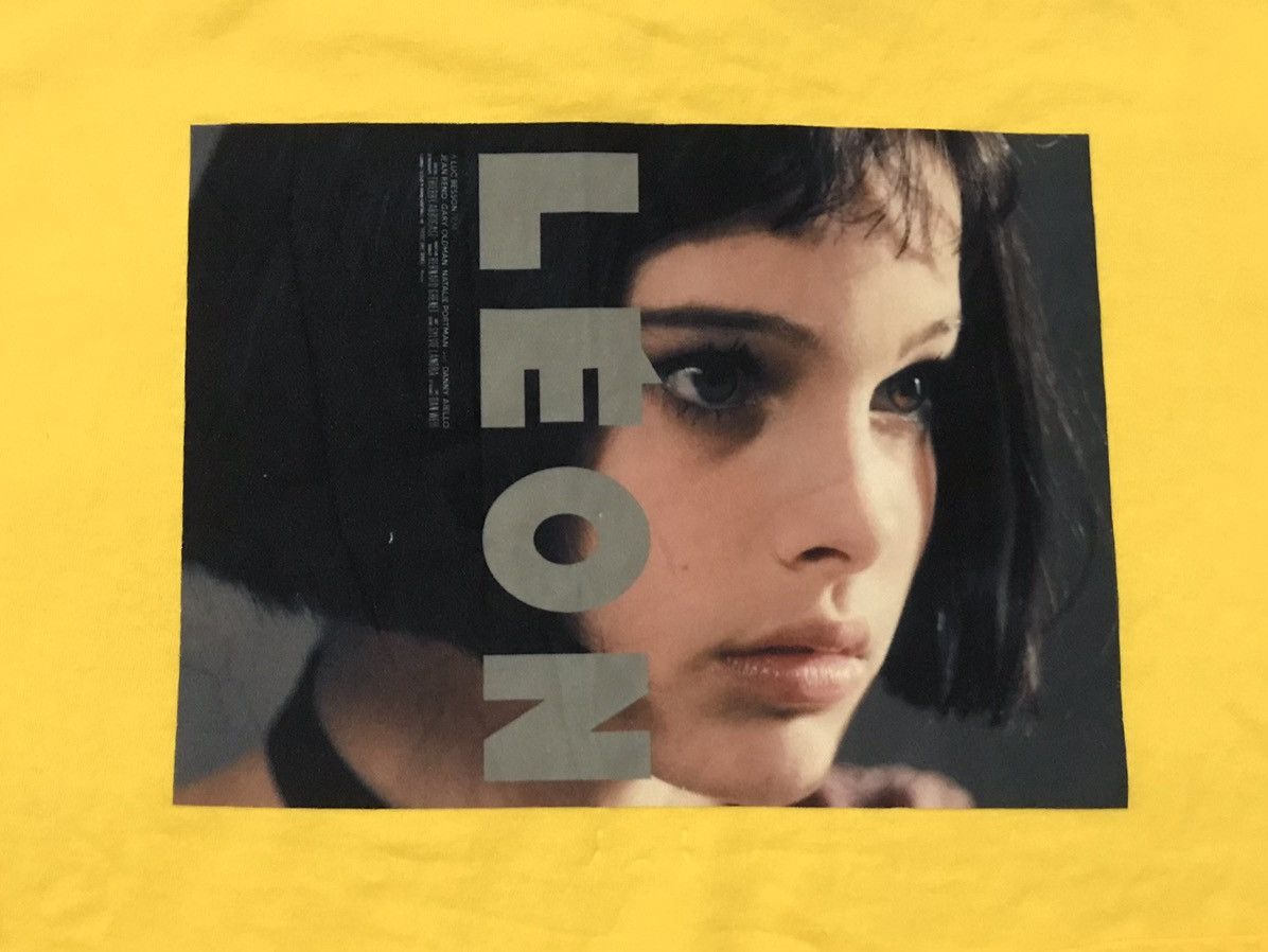 Vintage Vintage LEON The Professional Movie Tshirt Velvet Printed Size US M / EU 48-50 / 2 - 2 Thumbnail