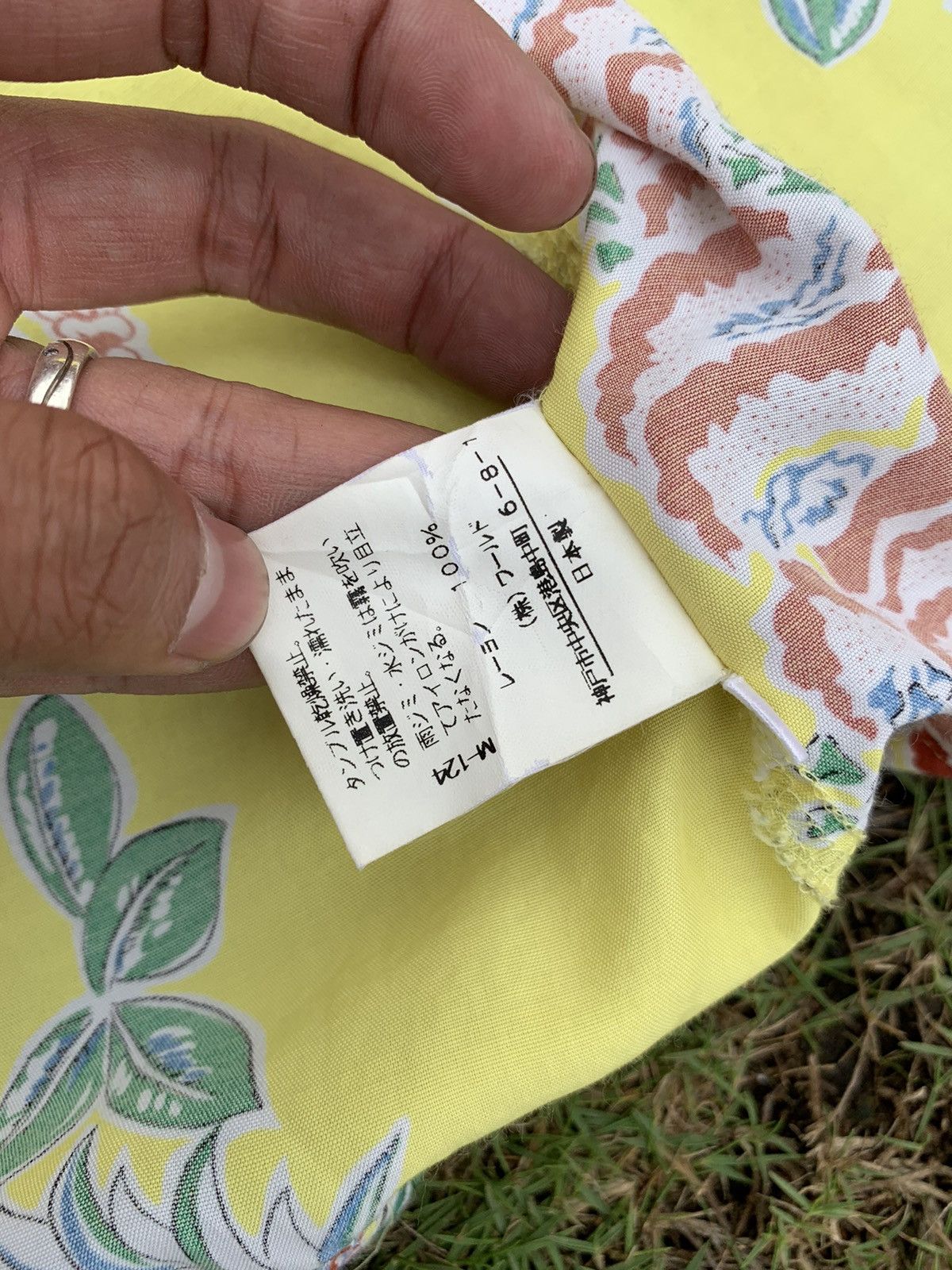Japanese Brand 💸BINDINGOFFER💸VINTAGE HULAGIRL HAWAII SHIRT Size US S / EU 44-46 / 1 - 6 Thumbnail