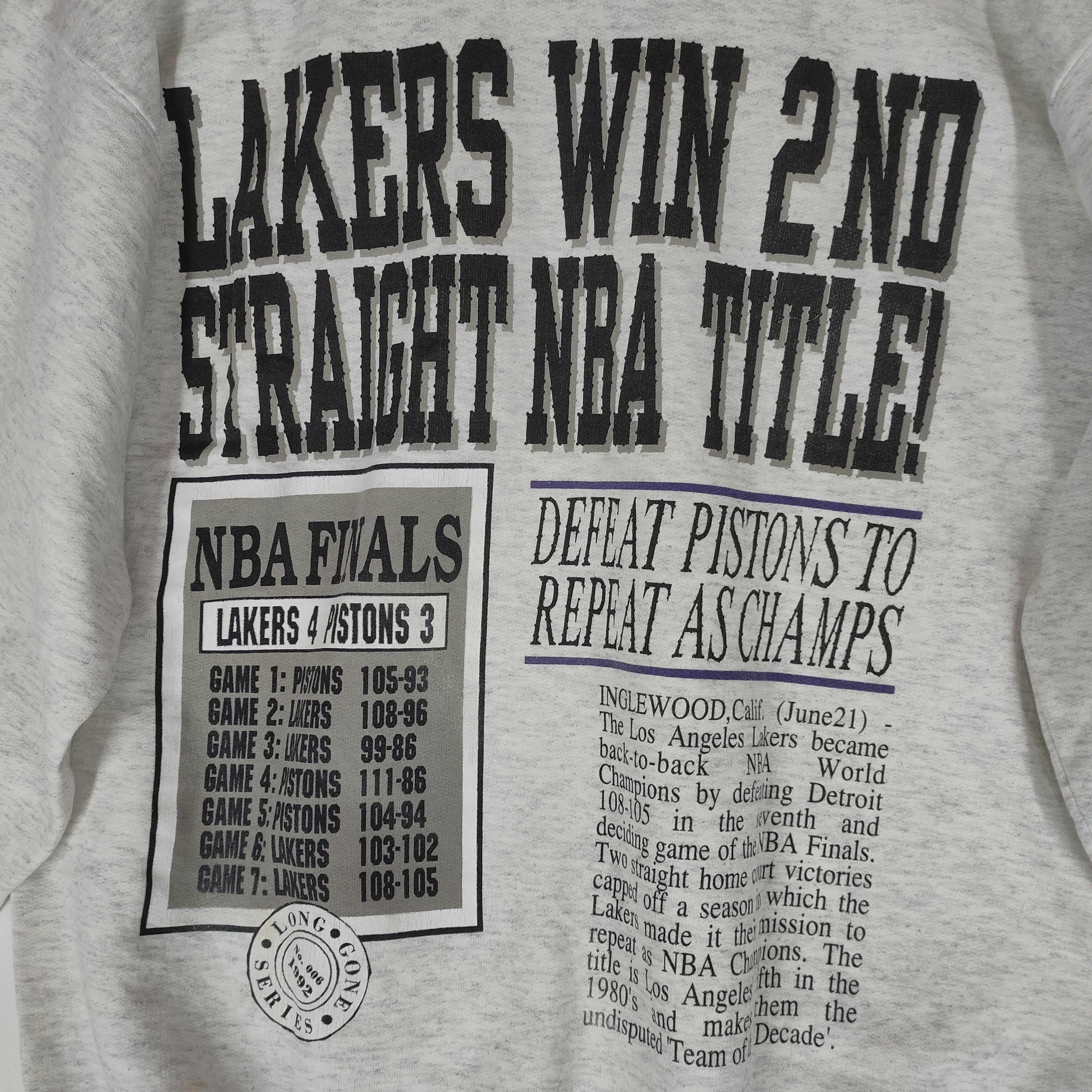 NBA Vintage 90s NBA LAKERS Big Back Logo History USA Sweatshirt Size US L / EU 52-54 / 3 - 9 Thumbnail
