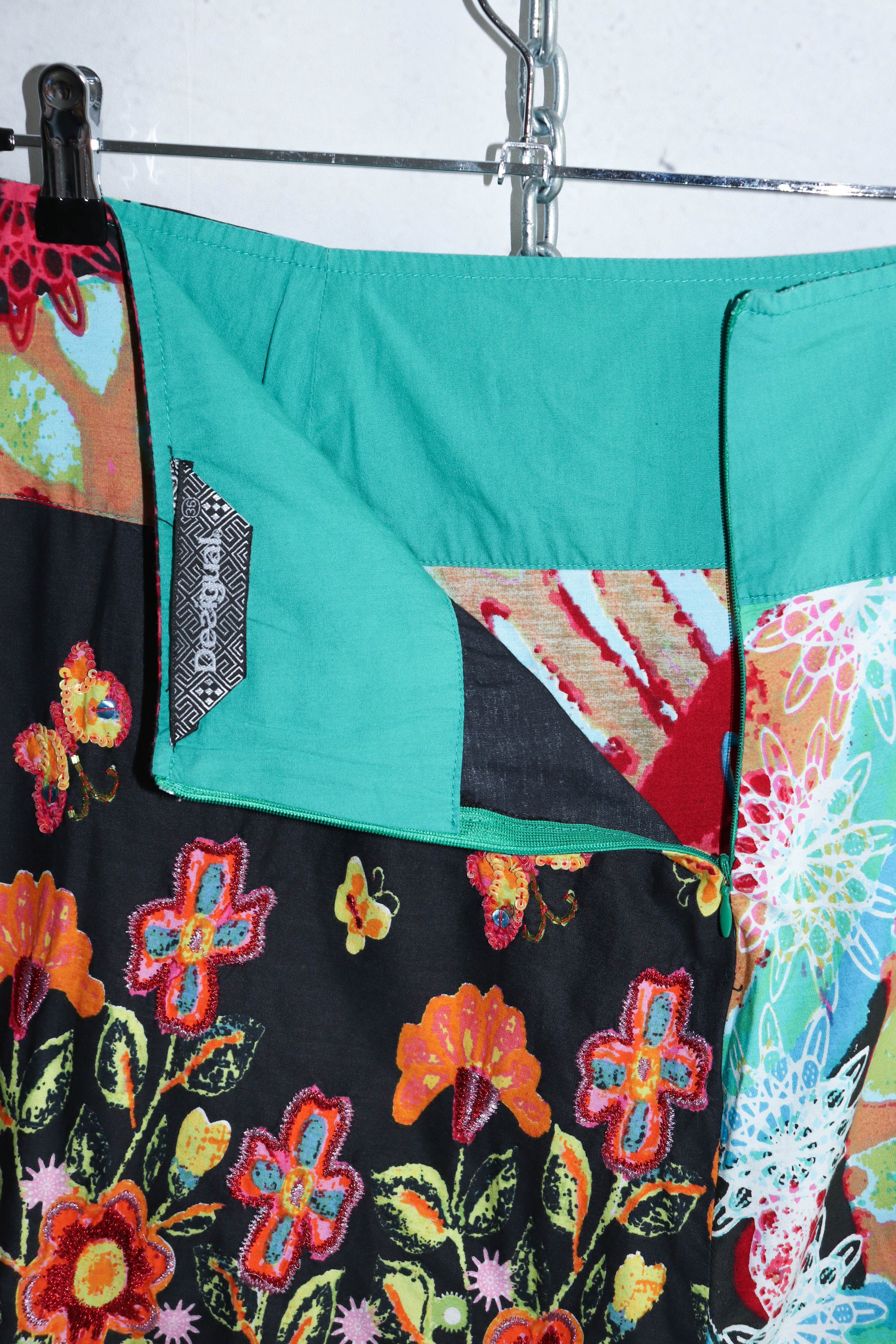 Desigual Desigual Printed Embroidery Acid Milticolor Graphics Skirt Size 25" / US 0 / IT 36 - 7 Thumbnail
