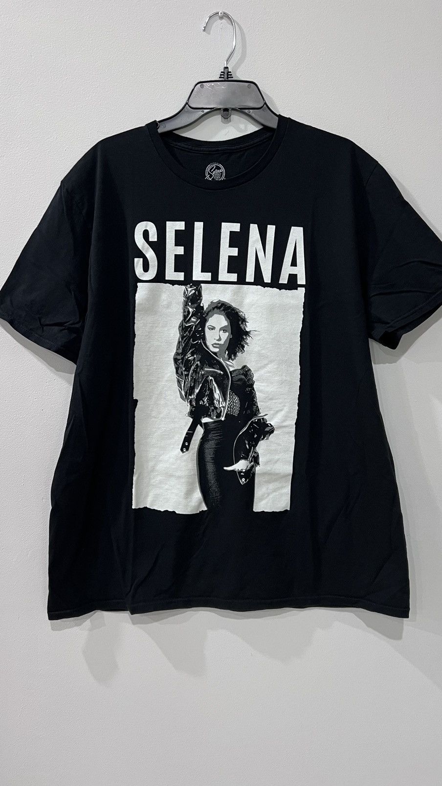 Band Tees × Vintage 2019 Selena TShirt Size XL Size US XL / EU 56 / 4 - 1 Thumbnail