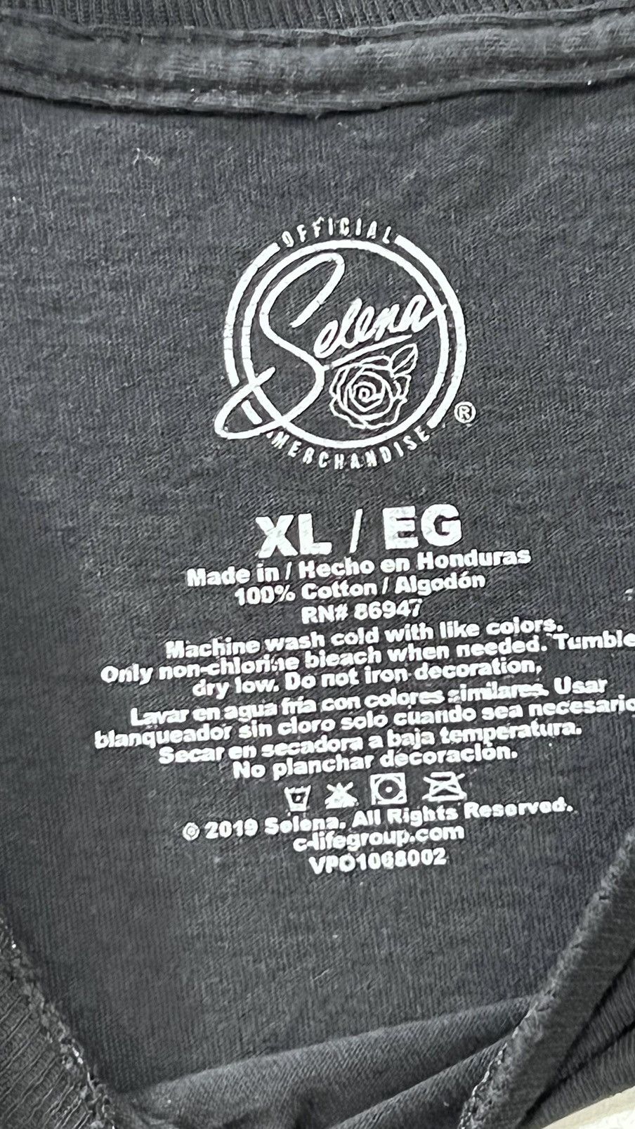 Band Tees × Vintage 2019 Selena TShirt Size XL Size US XL / EU 56 / 4 - 3 Thumbnail