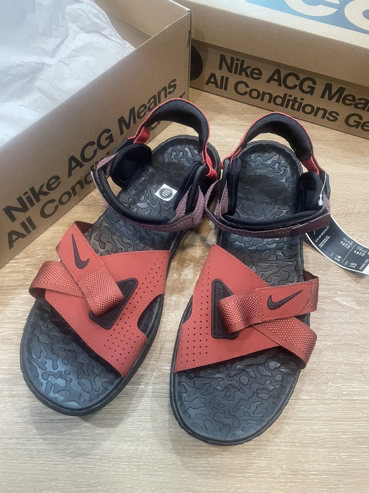 Nike Nike ACG Air Deschutz+ Sandals in Redstone/Black Size M14 Size US 14 / EU 47 - 8 Thumbnail