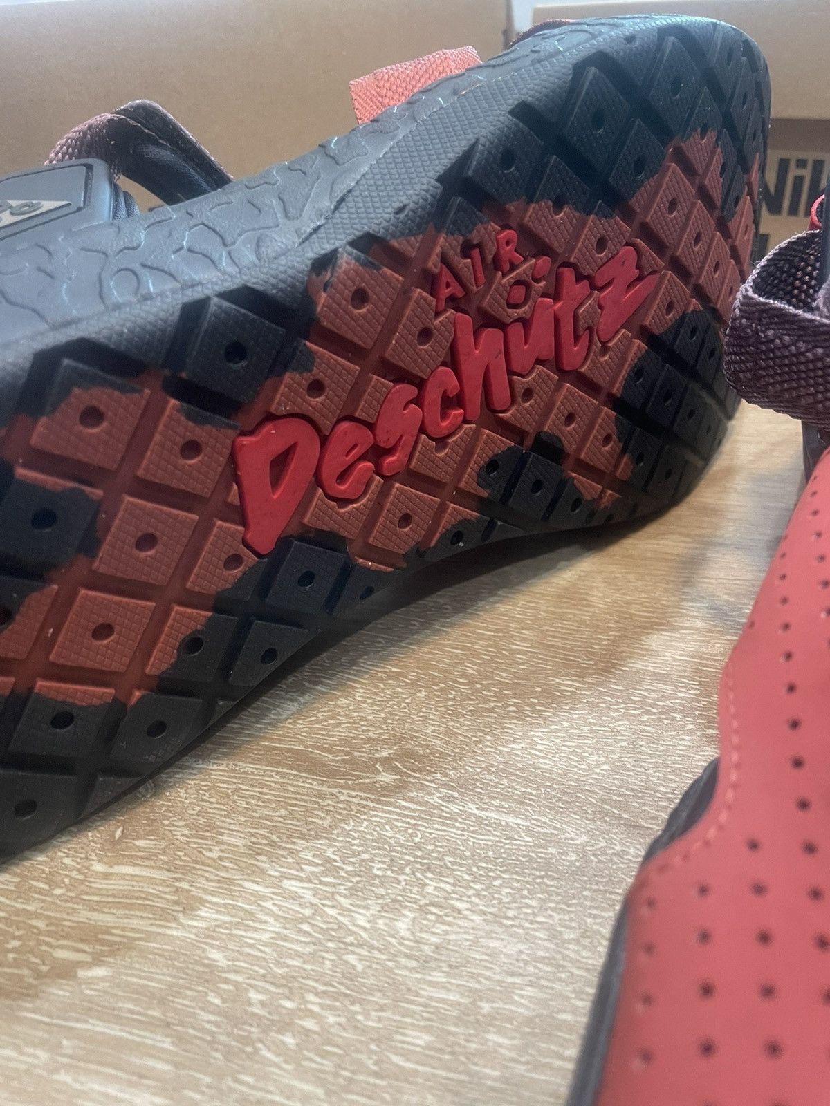 Nike Nike ACG Air Deschutz+ Sandals in Redstone/Black Size M14 Size US 14 / EU 47 - 2 Thumbnail