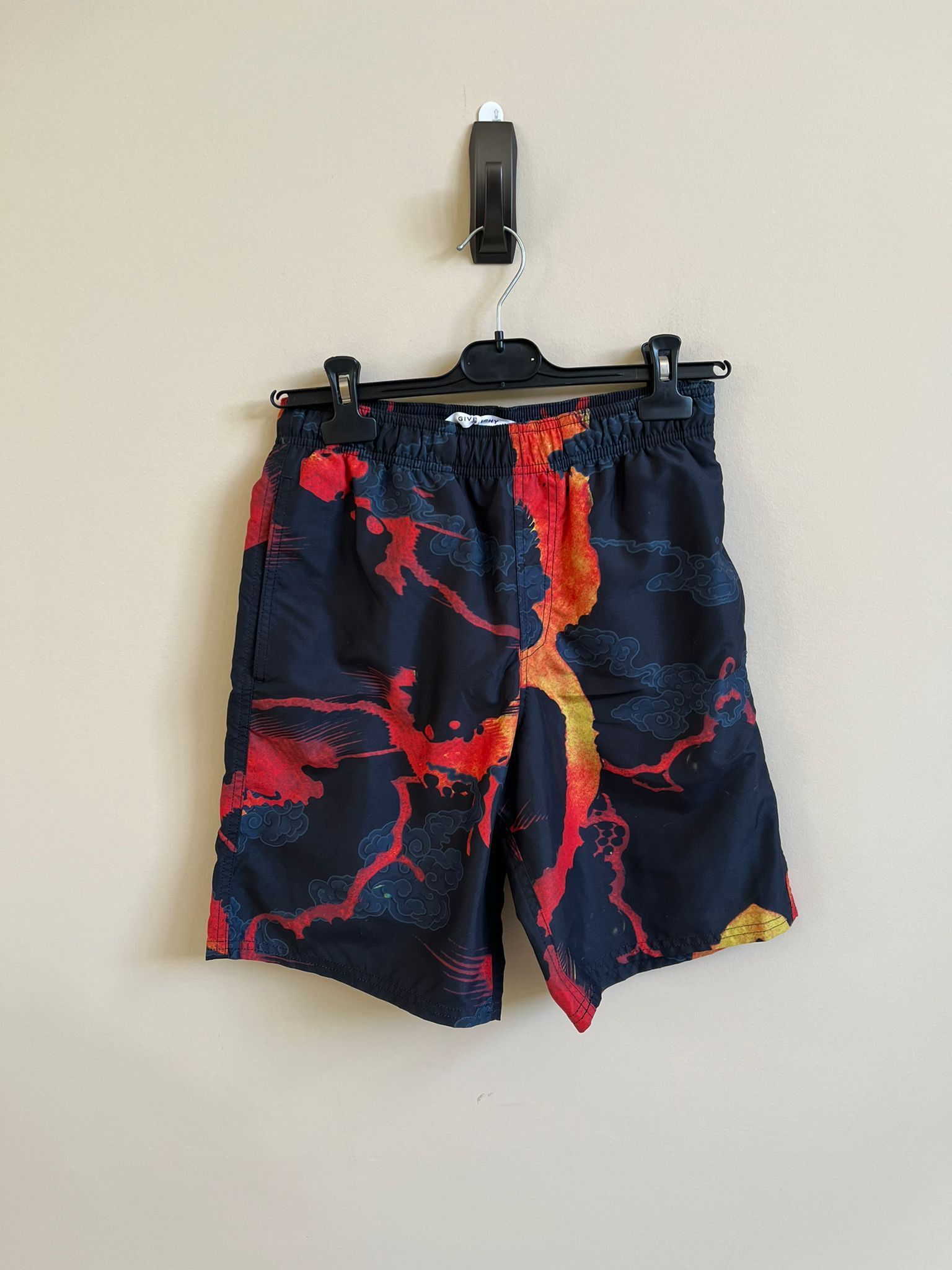 Givenchy Swimwear Short in Black/Red Size US 28 / EU 44 - 3 Thumbnail