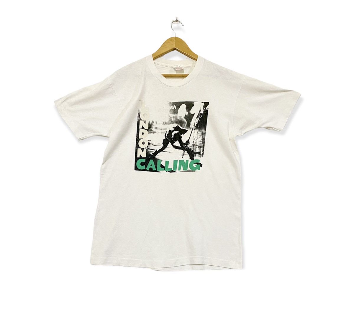 Band Tees vintage 90s THE CLASH london calling promo t-shirts Size US L / EU 52-54 / 3 - 1 Thumbnail