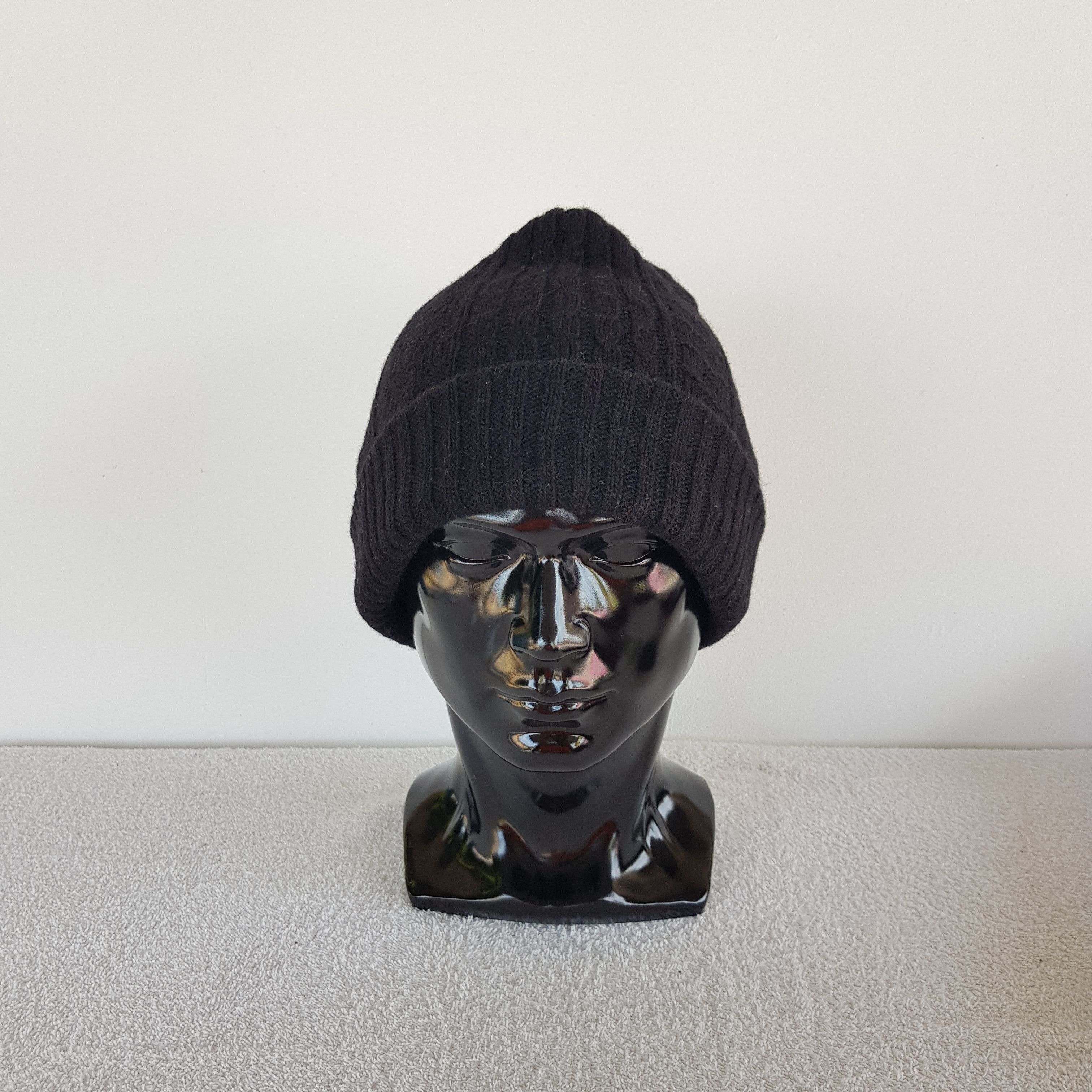 Valentino × Vintage Vintage Mario Valentino Beanie Snow Cap Hats - AC10429. Size ONE SIZE - 2 Thumbnail