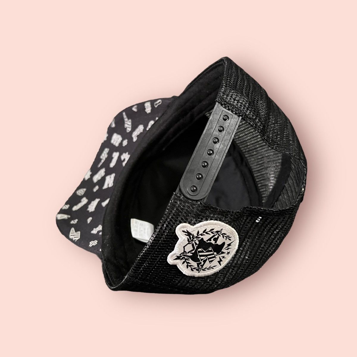 Japanese Brand RARE LAND SPACE TRUCKER SNAPBACK Size ONE SIZE - 24 Thumbnail