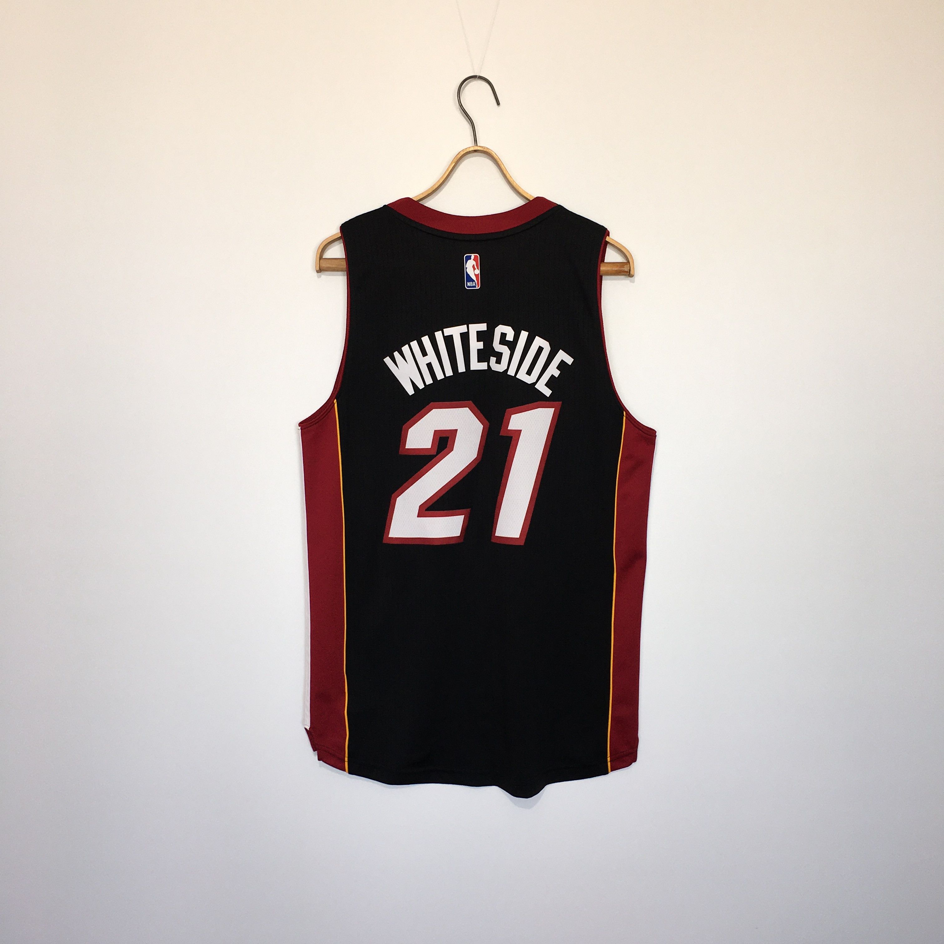 Adidas × NBA Adidas NBA Miami Heat #21 Whiteside Swingman Jersey Size M Size US M / EU 48-50 / 2 - 2 Thumbnail
