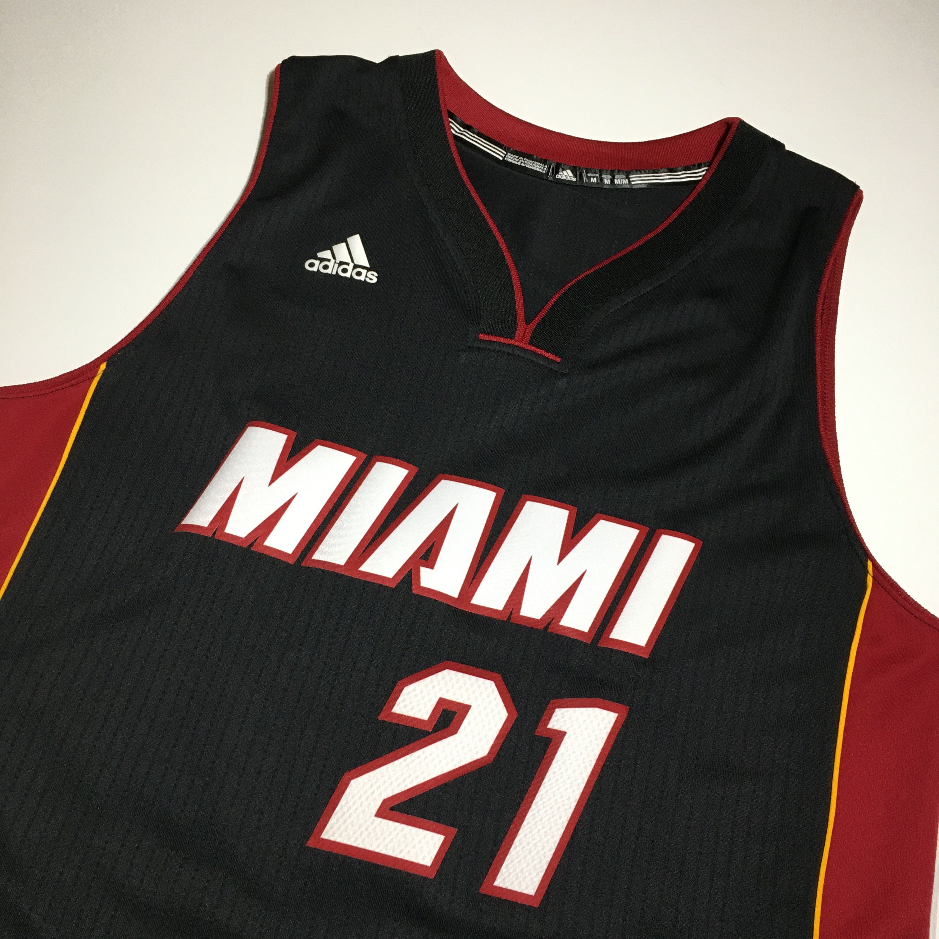 Adidas × NBA Adidas NBA Miami Heat #21 Whiteside Swingman Jersey Size M Size US M / EU 48-50 / 2 - 5 Thumbnail