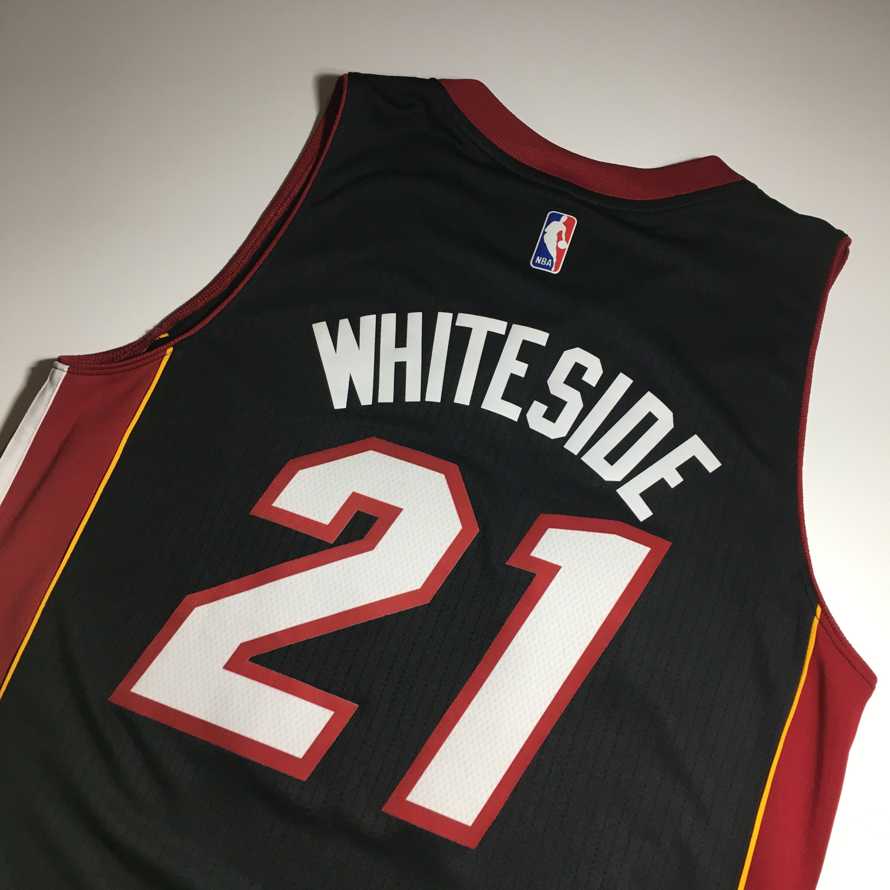 Adidas × NBA Adidas NBA Miami Heat #21 Whiteside Swingman Jersey Size M Size US M / EU 48-50 / 2 - 6 Thumbnail