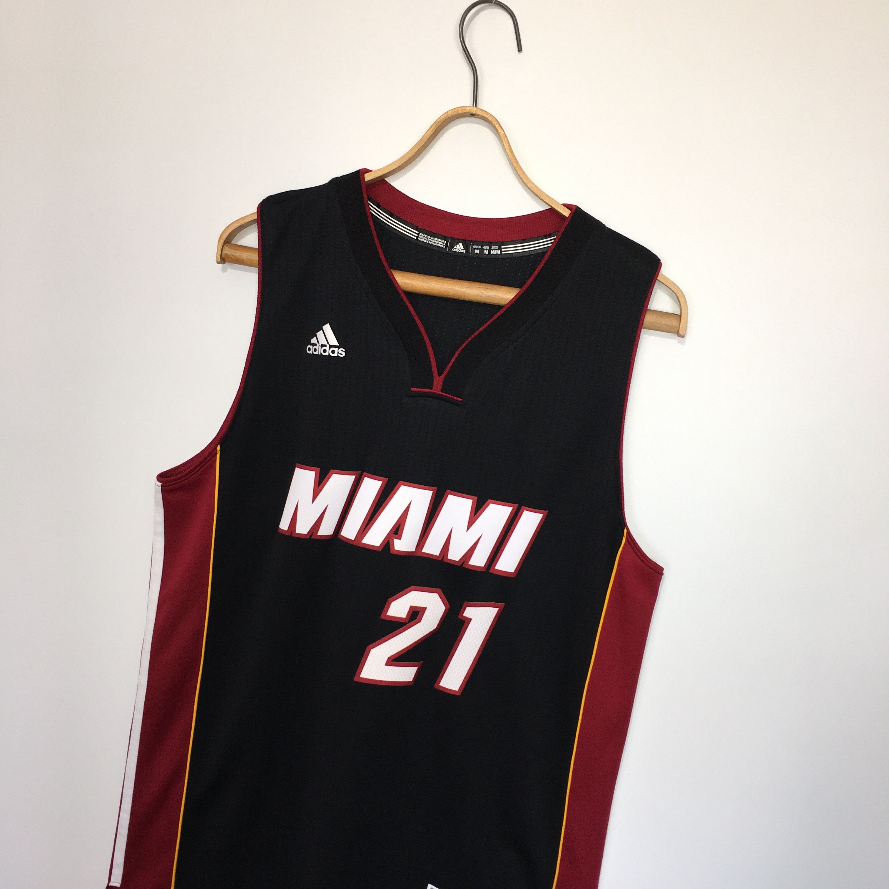 Adidas × NBA Adidas NBA Miami Heat #21 Whiteside Swingman Jersey Size M Size US M / EU 48-50 / 2 - 3 Thumbnail