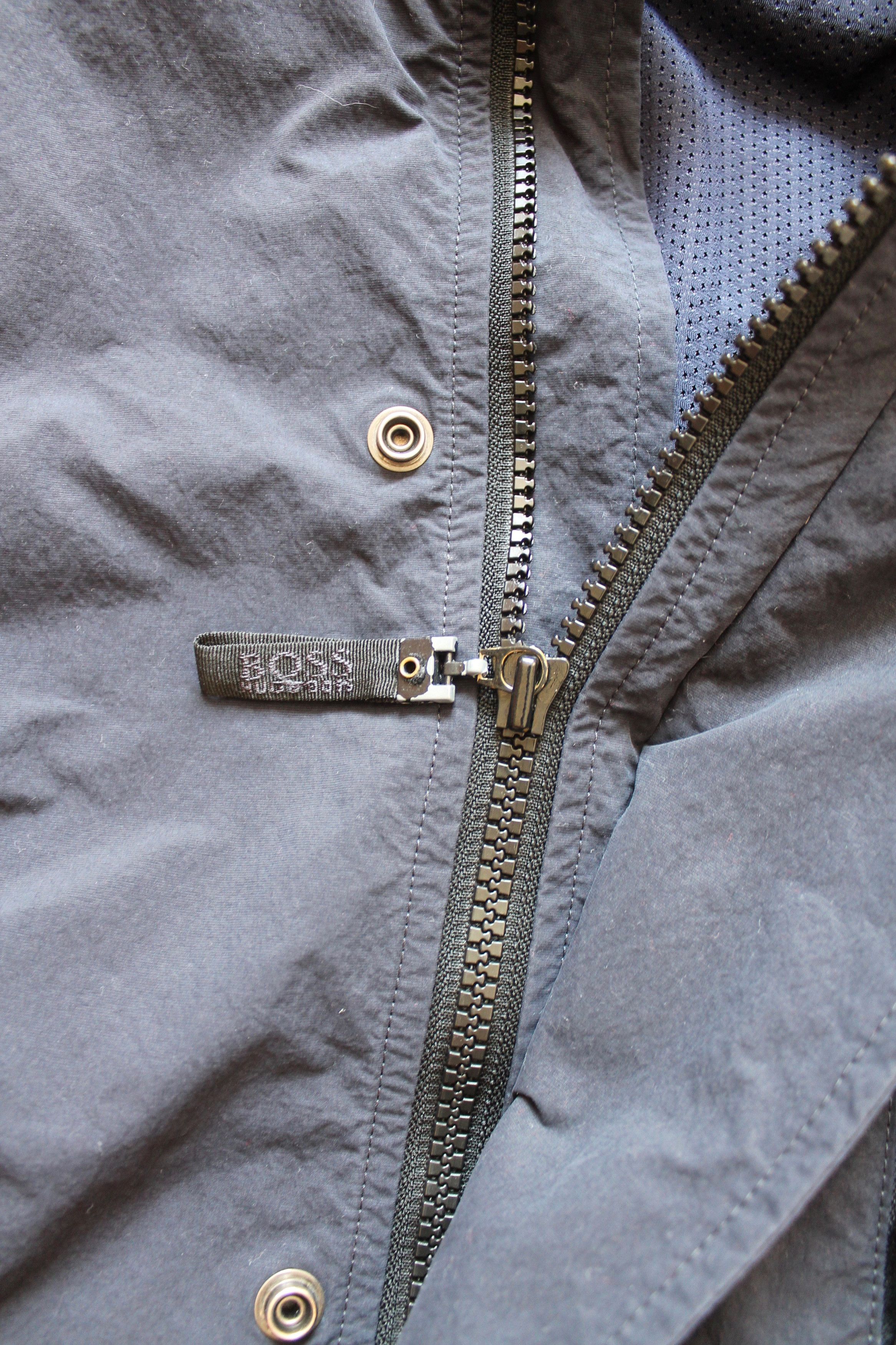 Hugo Boss 90's HUGO BOSS SPORT Nylon Jacket Hooded Fighter Uni Size US XL / EU 56 / 4 - 9 Thumbnail