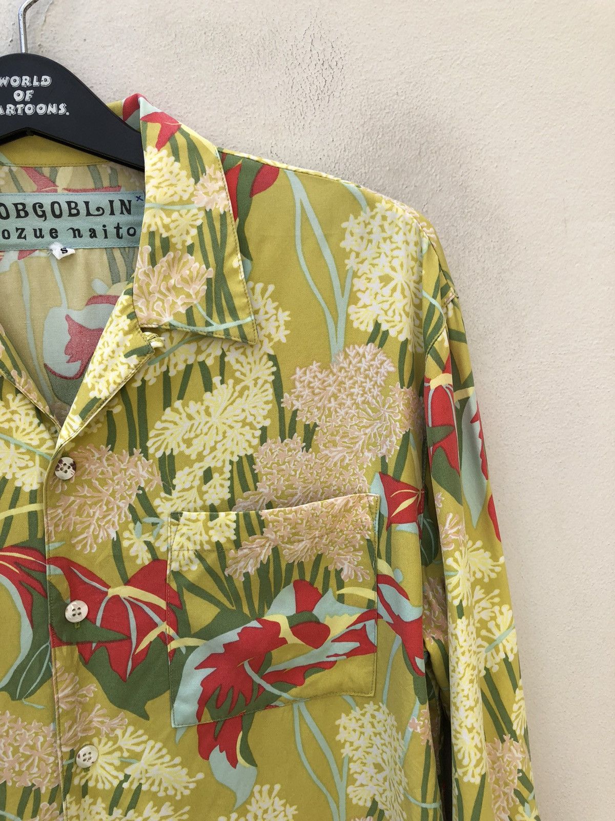 Vintage Vintage Kozue Naito Hobgoblin Japan LS Rayon Hawaiian Shirt Size US S / EU 44-46 / 1 - 2 Thumbnail